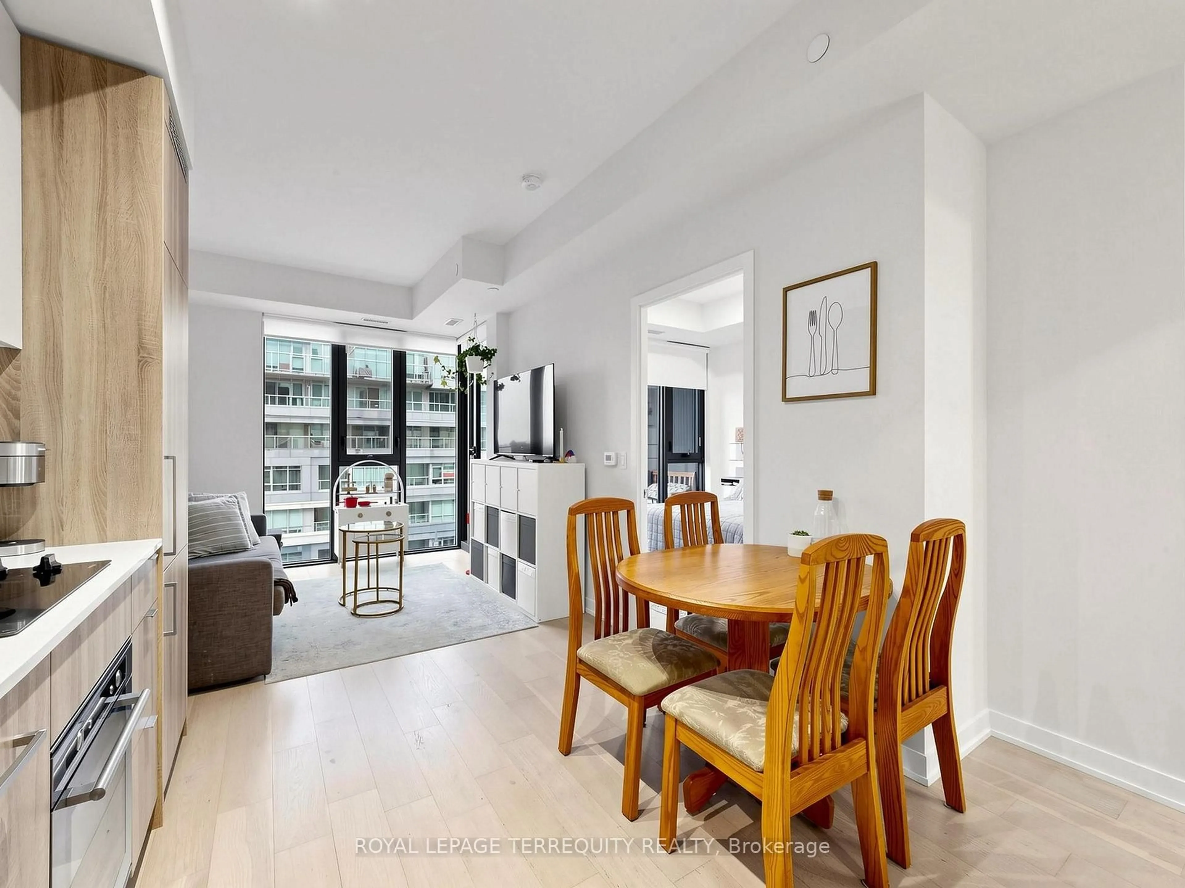 Dining room, unknown for 840 St Clair Ave #612, Toronto Ontario M6C 0A4