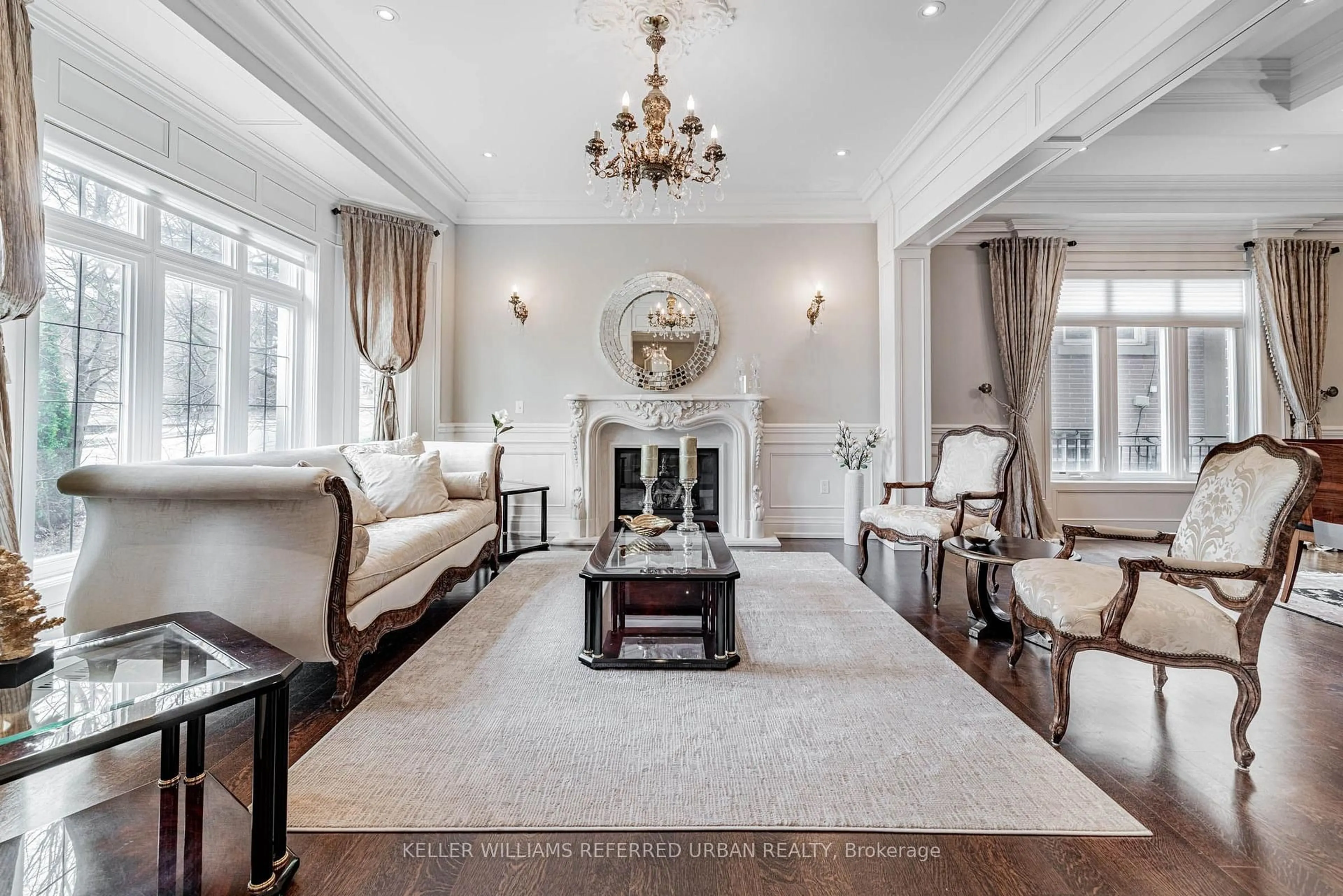 Living room with furniture, unknown for 60 Hawksbury Dr, Toronto Ontario M2K 1M5