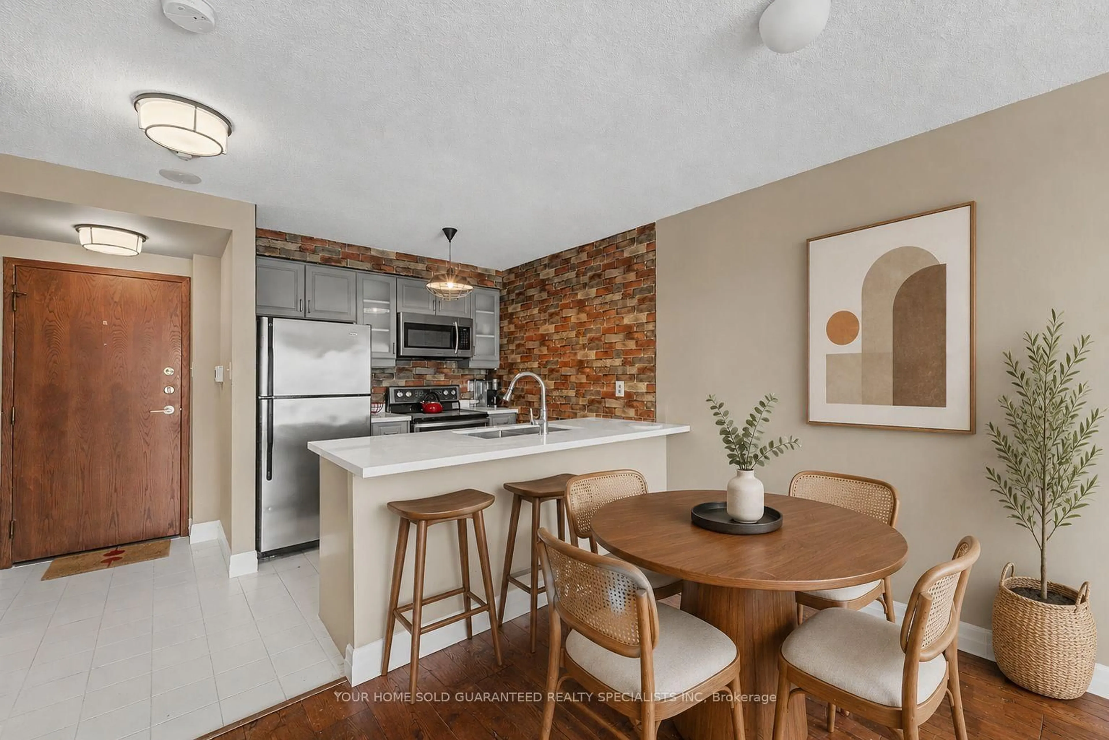 Open concept kitchen, ceramic/tile floor for 10 Yonge St #2610, Toronto Ontario M5E 1R4