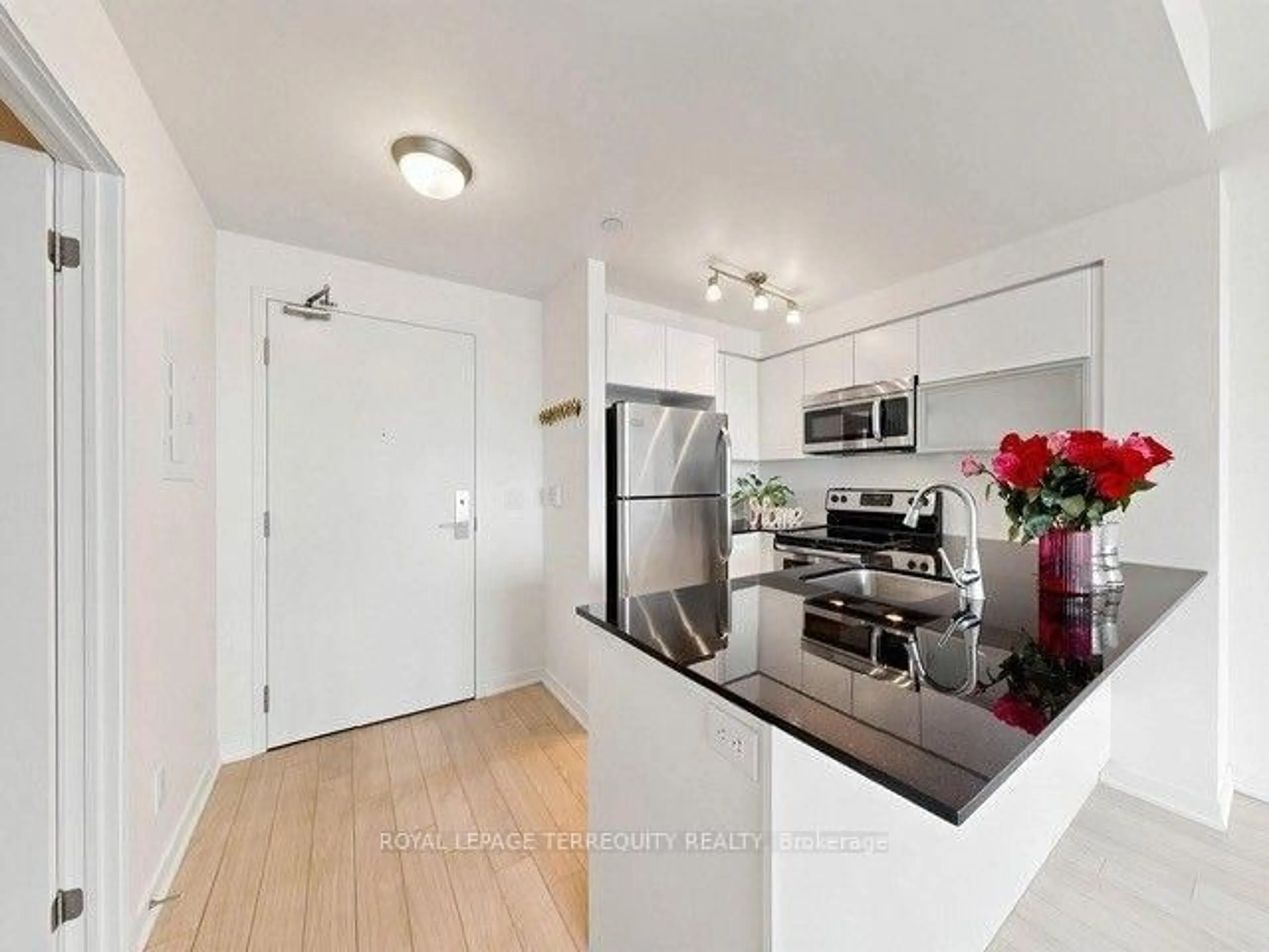 Open concept kitchen, unknown for 150 Liberty St #1418, Toronto Ontario M6K 3R5