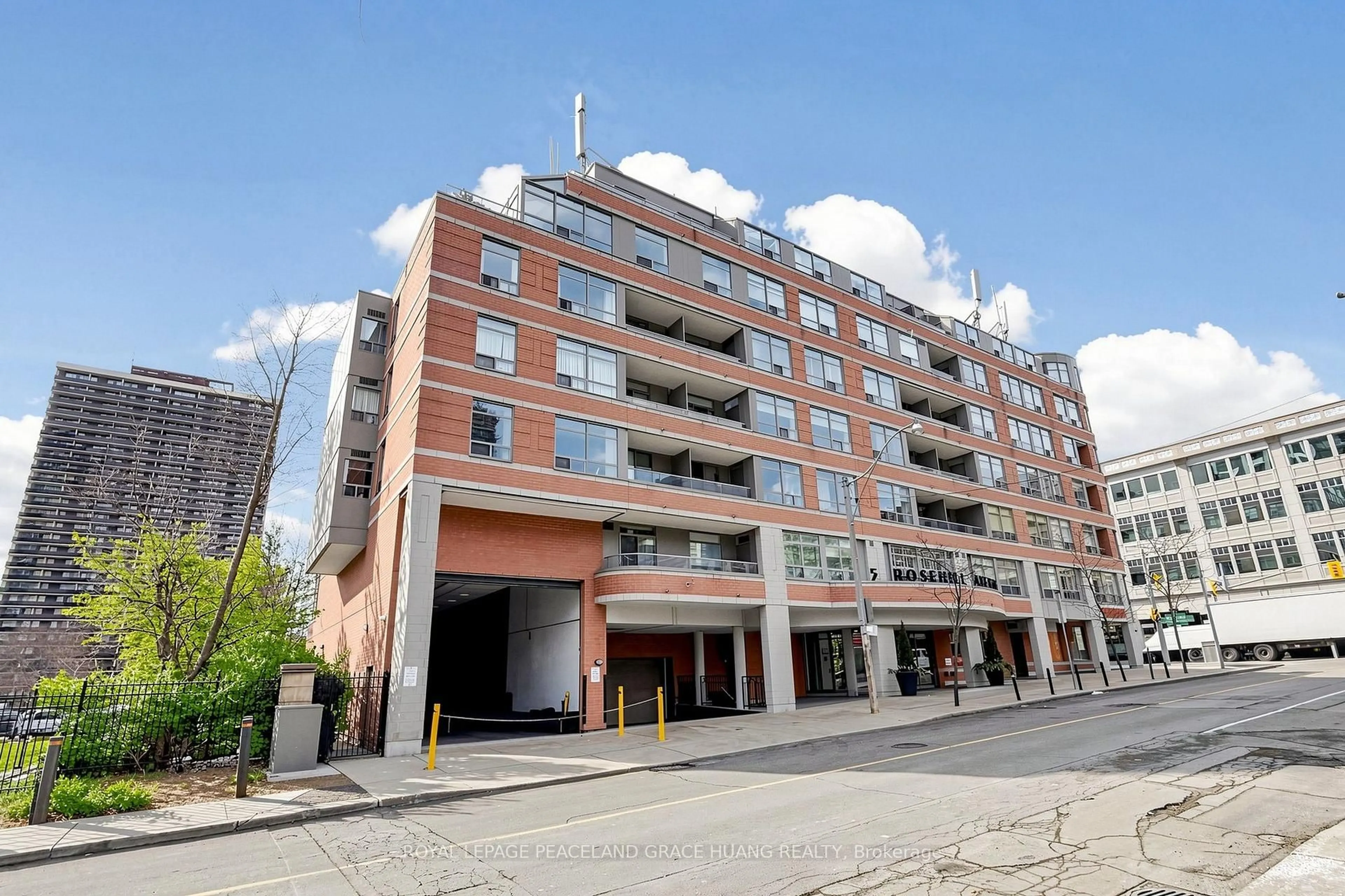 Unknown for 5 Rosehill Ave #609, Toronto Ontario M4T 3A6