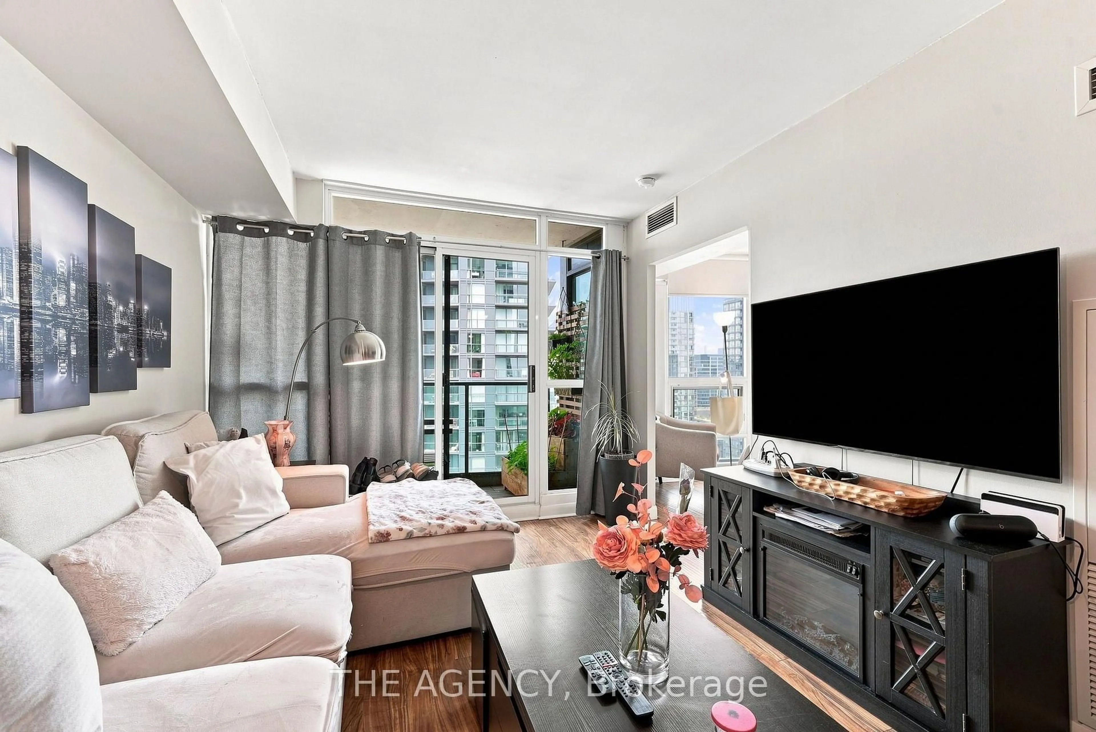 Living room with furniture, unknown for 600 Fleet St #2301, Toronto Ontario M5V 1B7