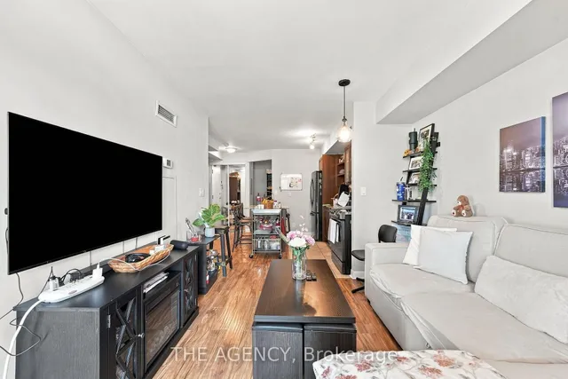 600 Fleet St #2301, Toronto 5