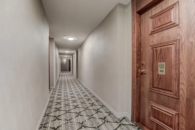 18 Pemberton Ave #402, Toronto 4