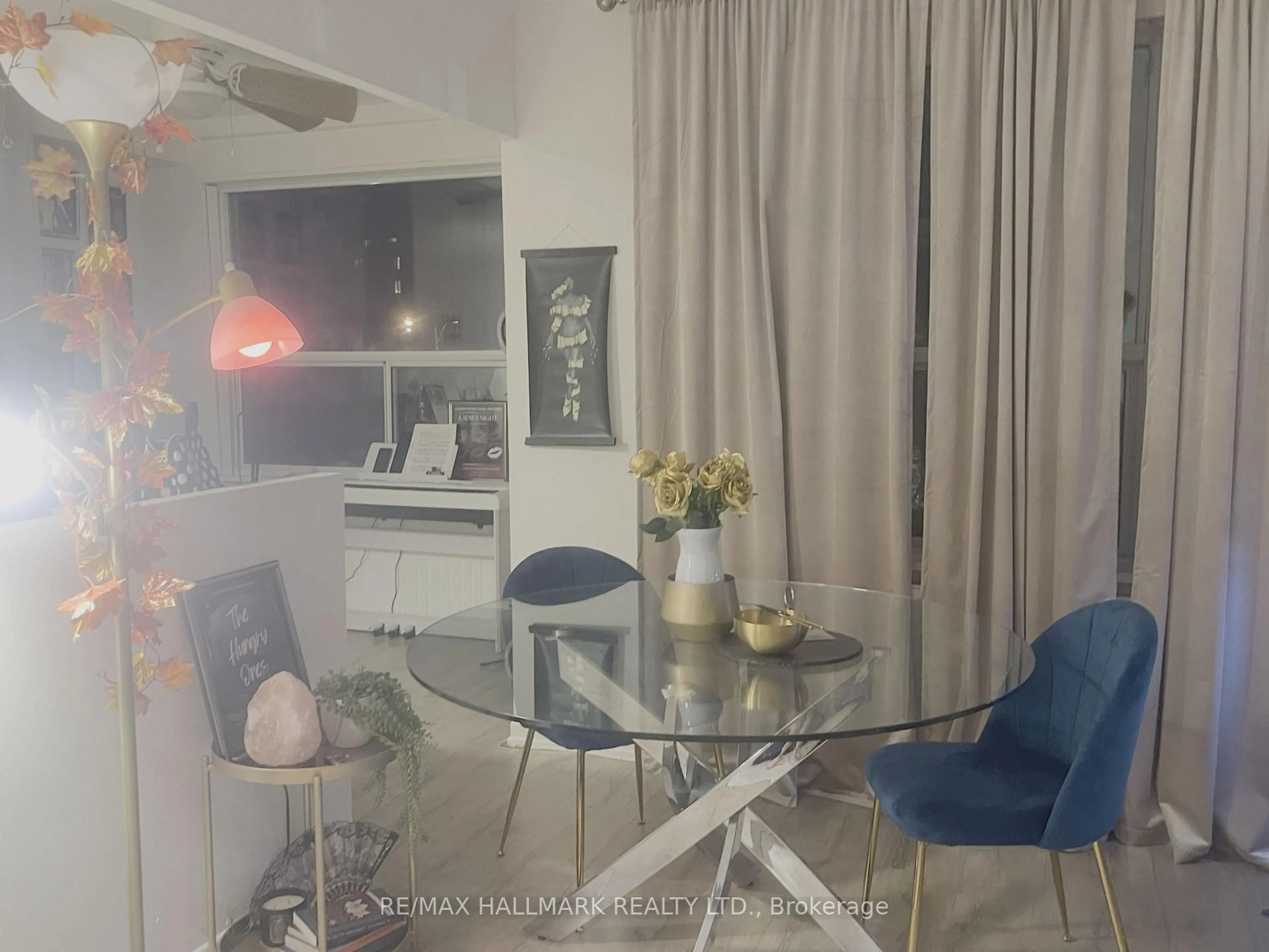 A pic of a room for 660 Eglinton Ave #408, Toronto Ontario M5N 1C3