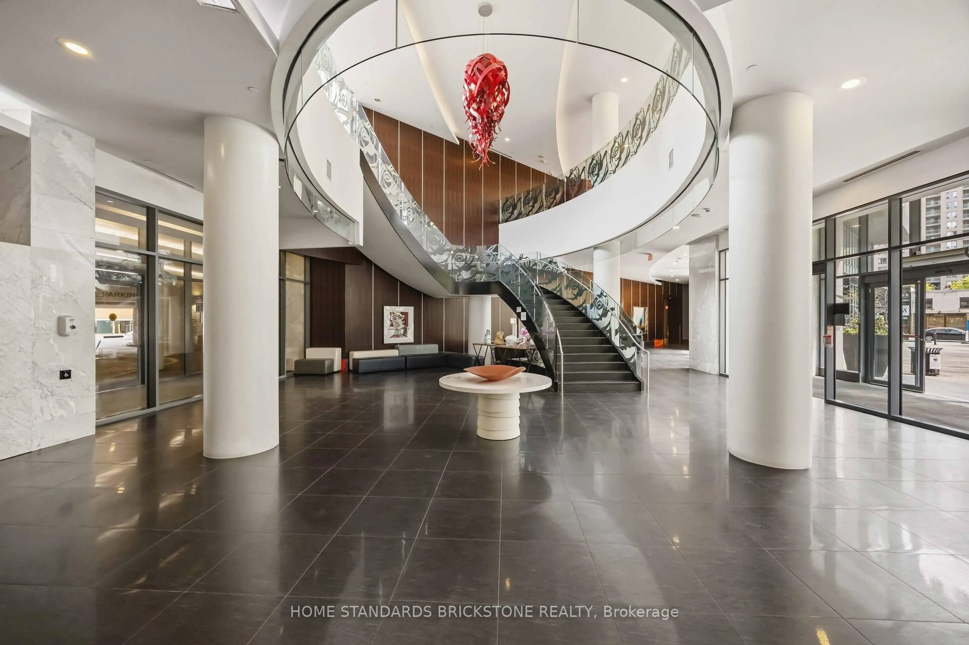 Indoor foyer for 5162 Yonge St #3212, Toronto Ontario M3N 0E9