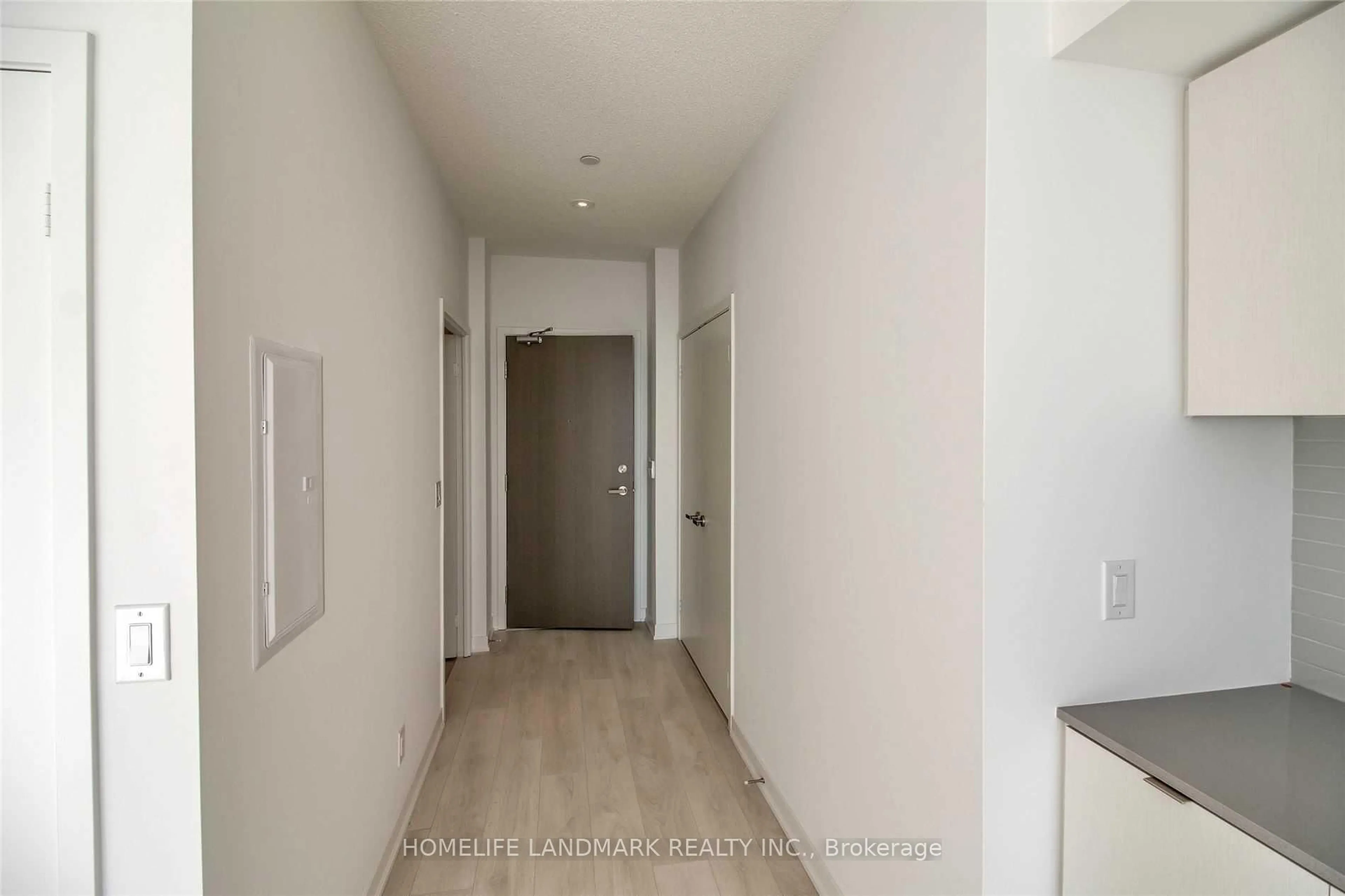 A pic of a room for 100 Harbour St #4908, Toronto Ontario M5J 0B5