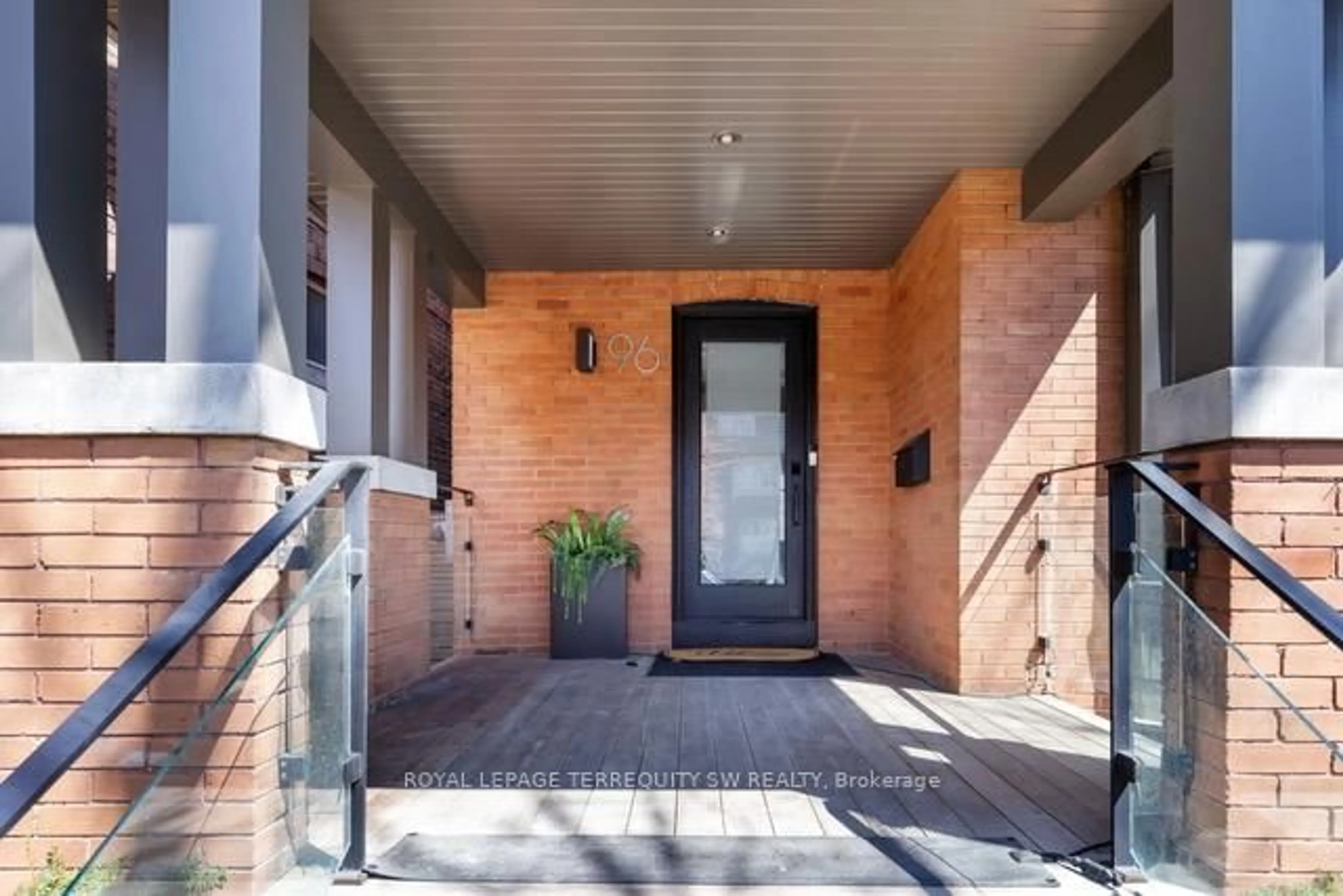Unknown for 96 Summerhill Ave, Toronto Ontario M4T 1B2