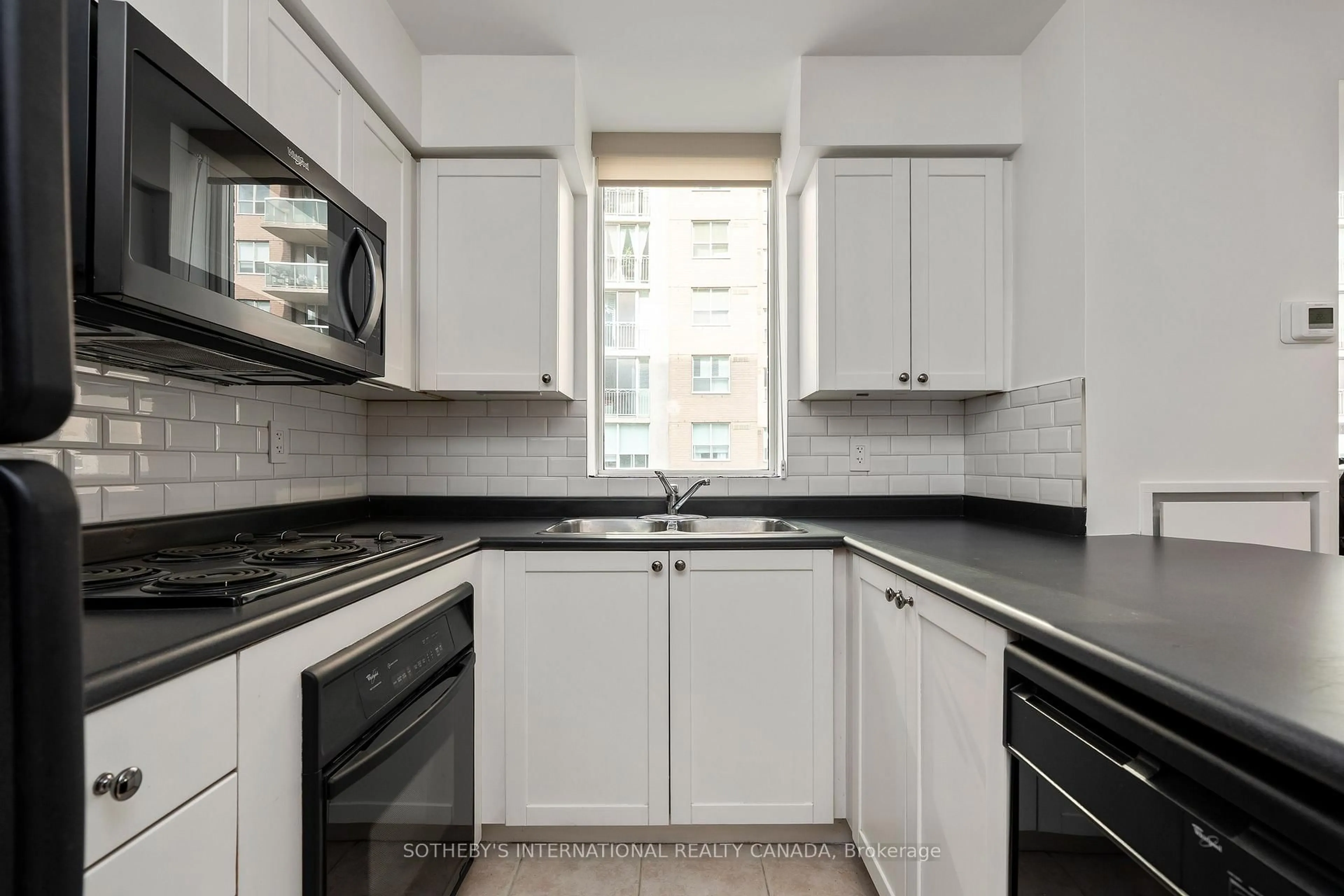 Standard kitchen, unknown for 311 Richmond St #408, Toronto Ontario M5A 4S8