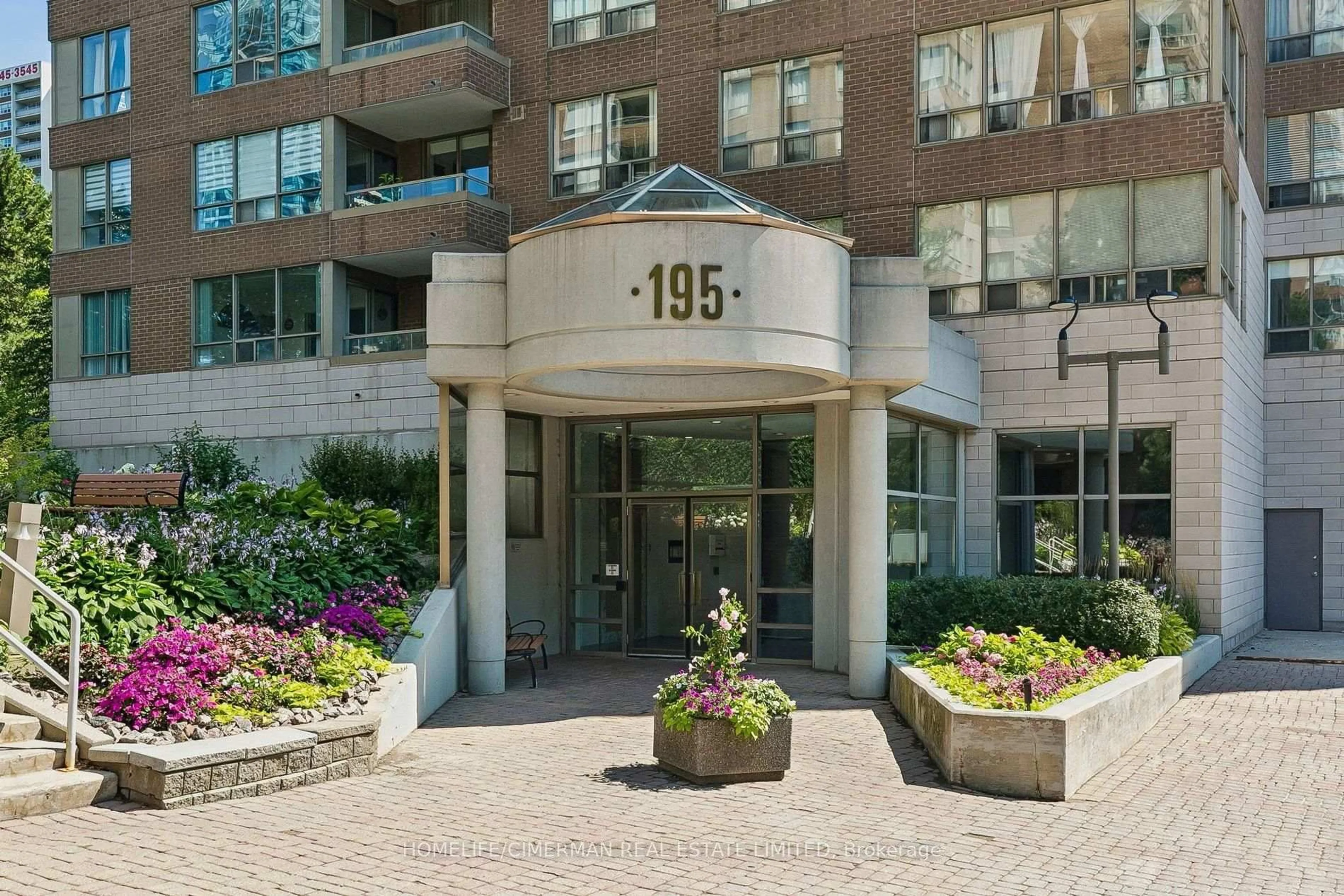 Indoor foyer for 195 Wynford Dr #1207, Toronto Ontario M3C 3P3