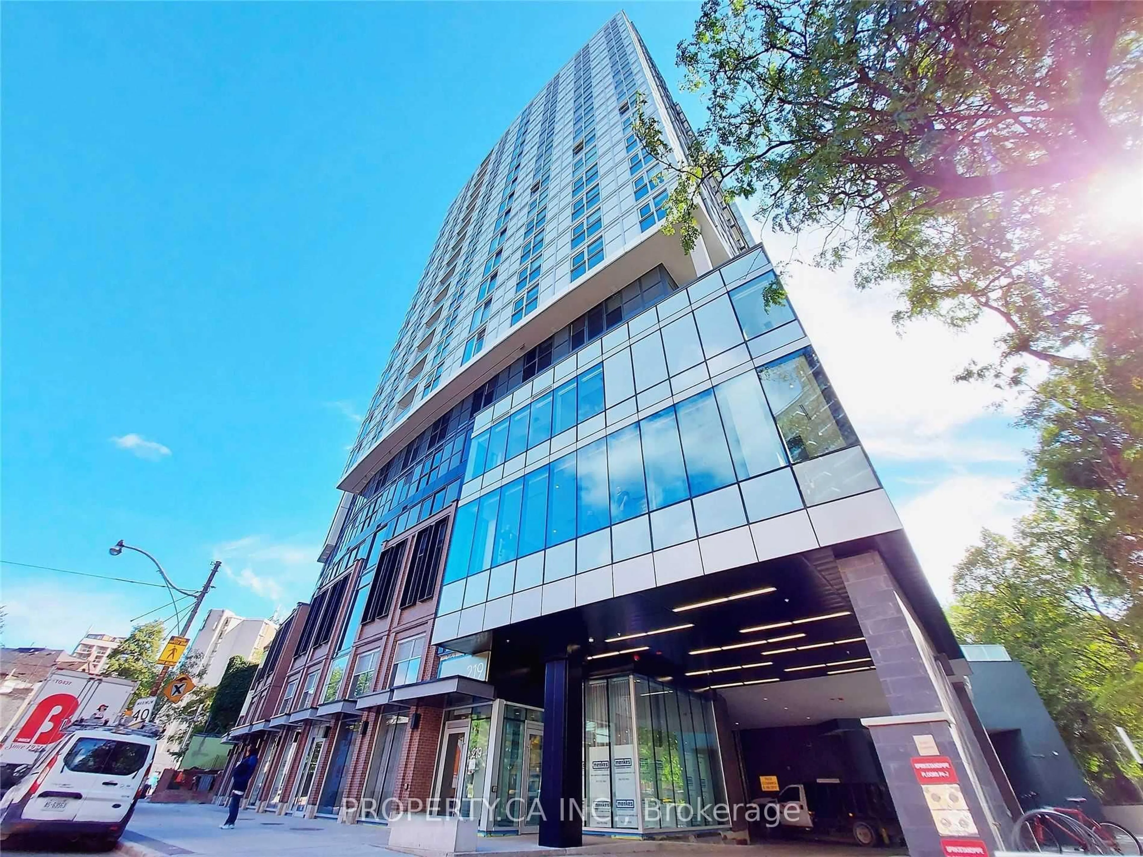 Indoor foyer for 219 Dundas St #1706, Toronto Ontario M5A 0V1