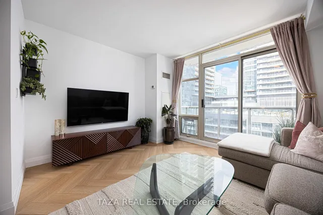 10 Navy Wharf Crt #1705, Toronto 3