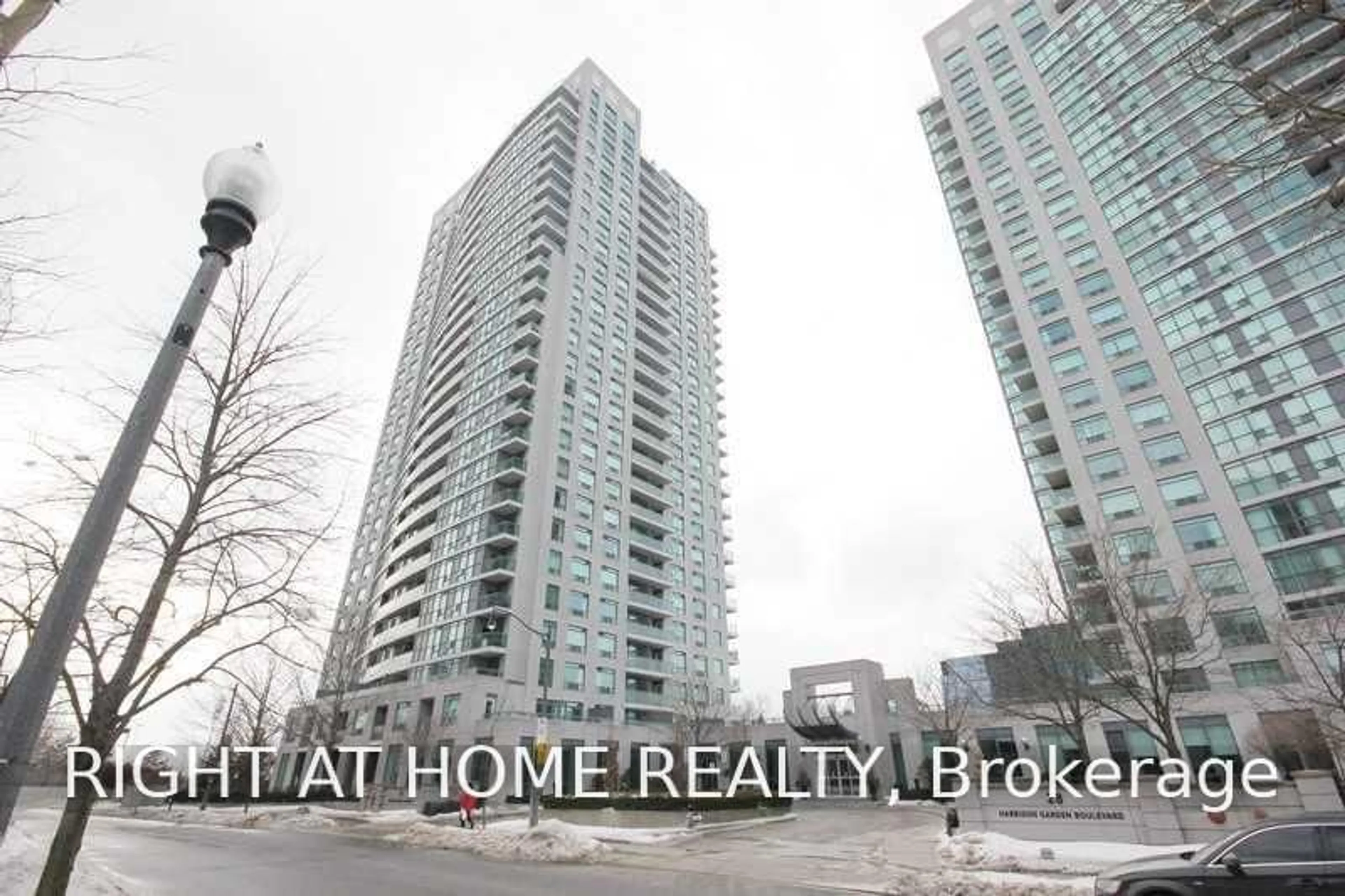 Unknown for 30 Harrison Garden Blvd #207, Toronto Ontario M2N 7A9