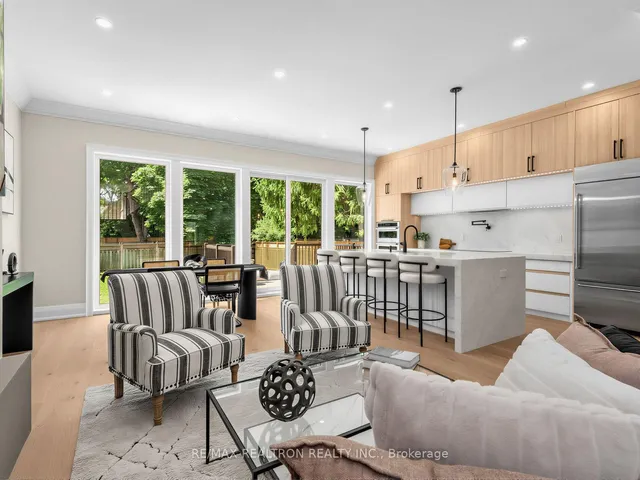 303 Ridley Blvd, Toronto 5