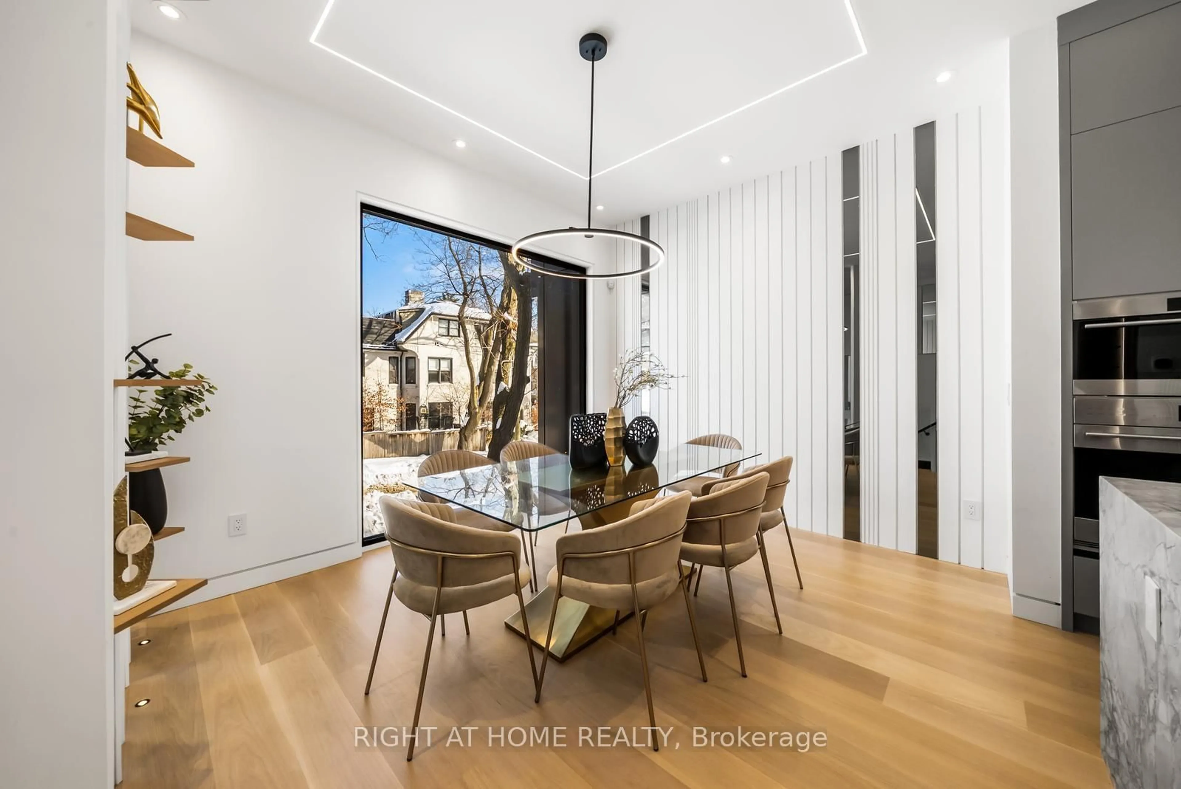 Dining room, unknown for 74B Rathnelly Ave, Toronto Ontario M4V 2M6