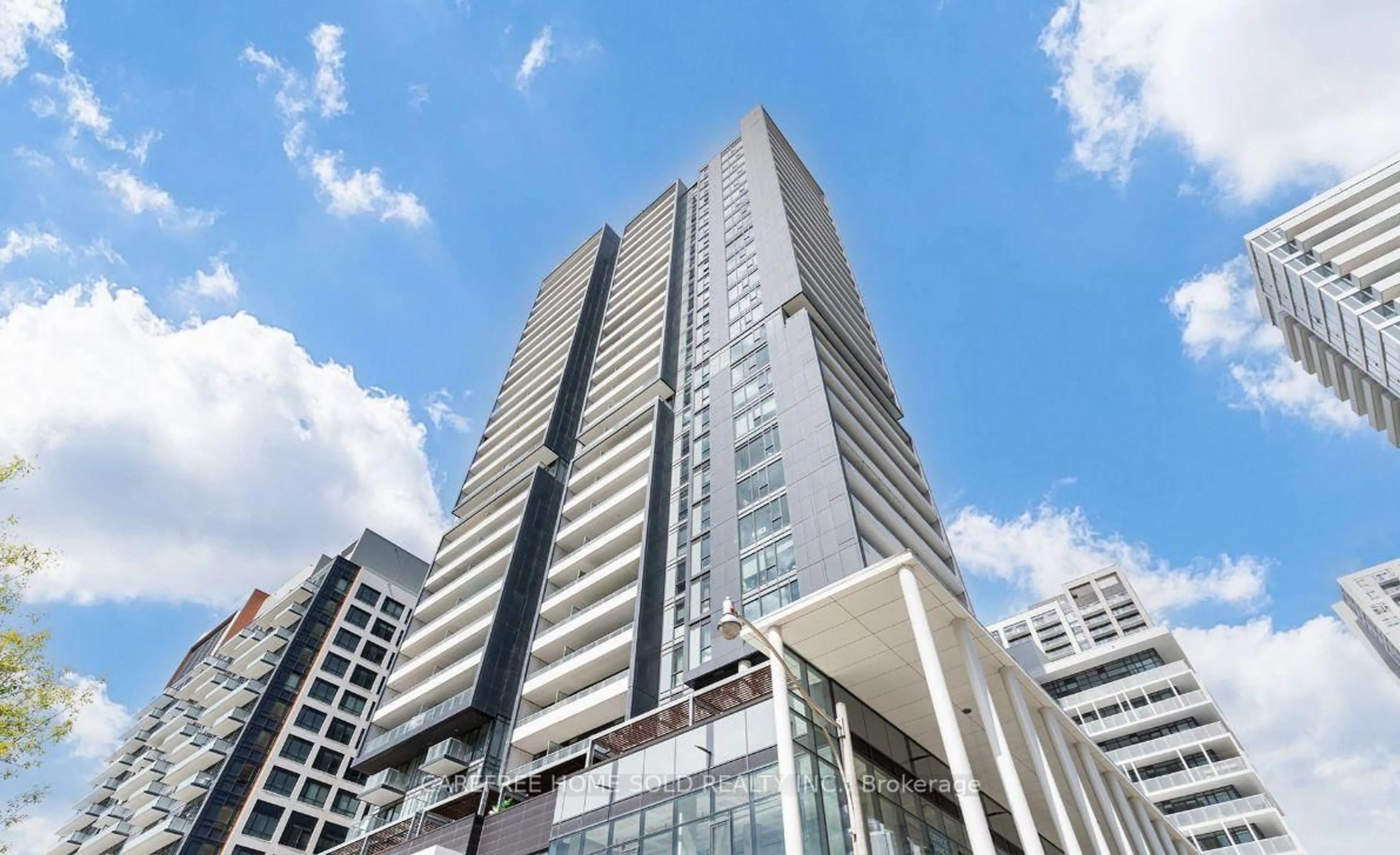 Indoor foyer for 225 Sumach St #711, Toronto Ontario M5A 0P8
