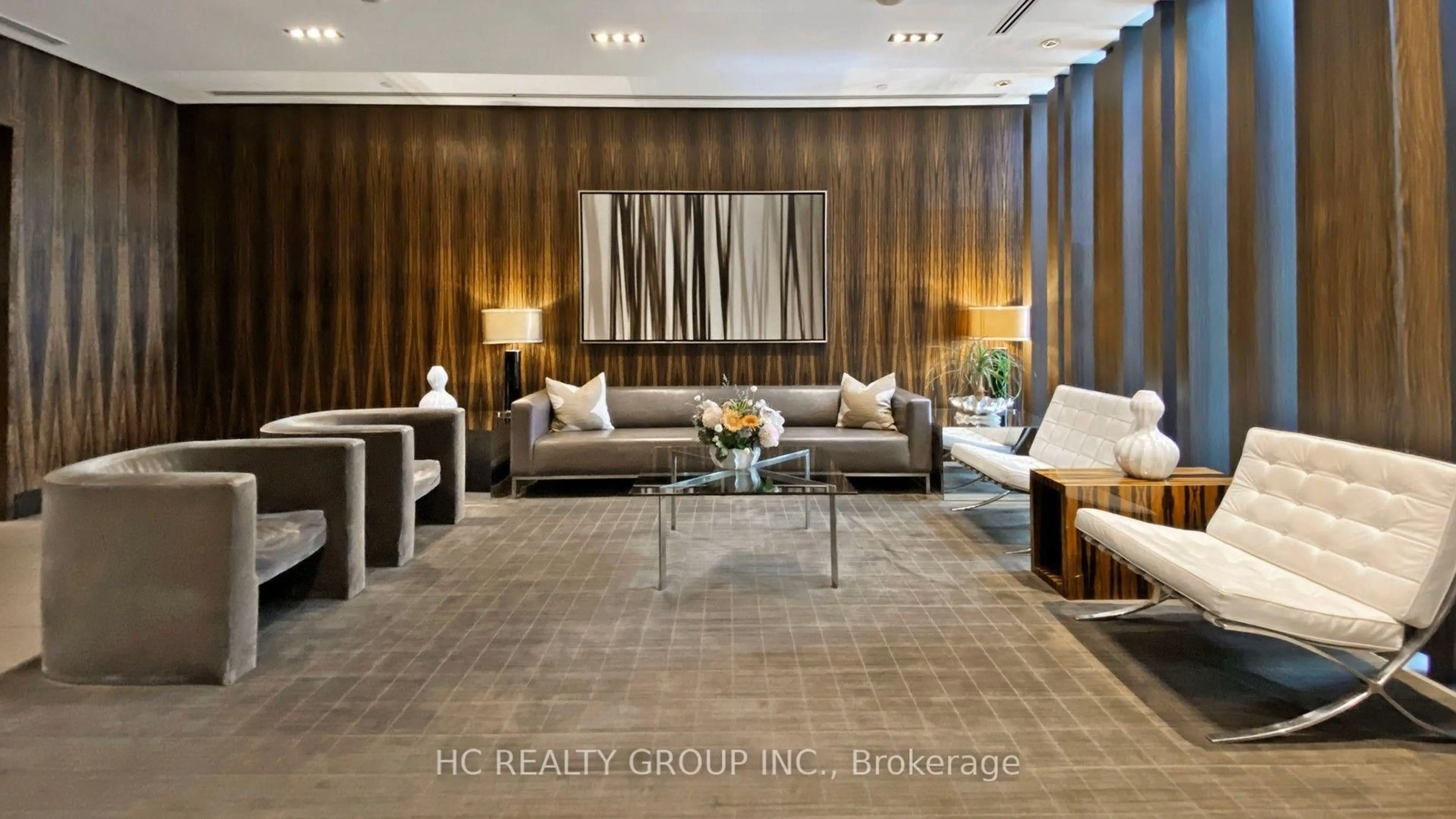 Lobby for 33 Lombard St #3504, Toronto Ontario M5C 3H8