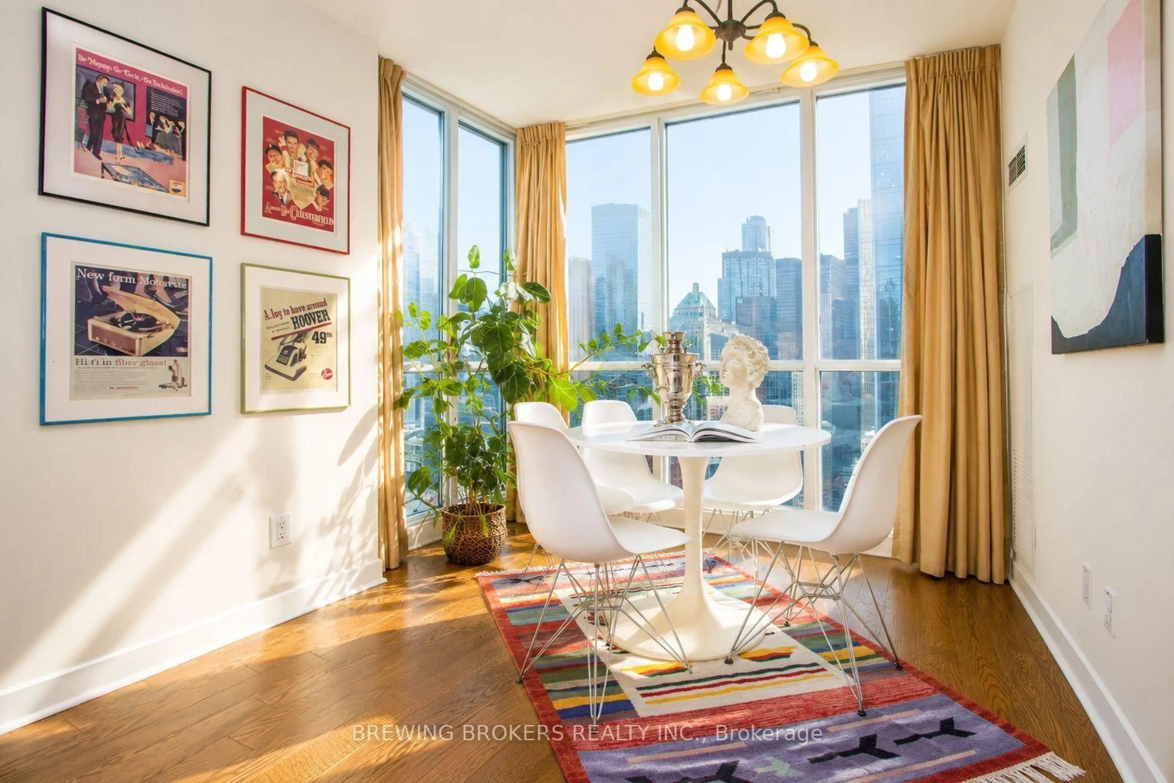 Unknown for 18 Harbour St #1702, Toronto Ontario M5J 2Z6