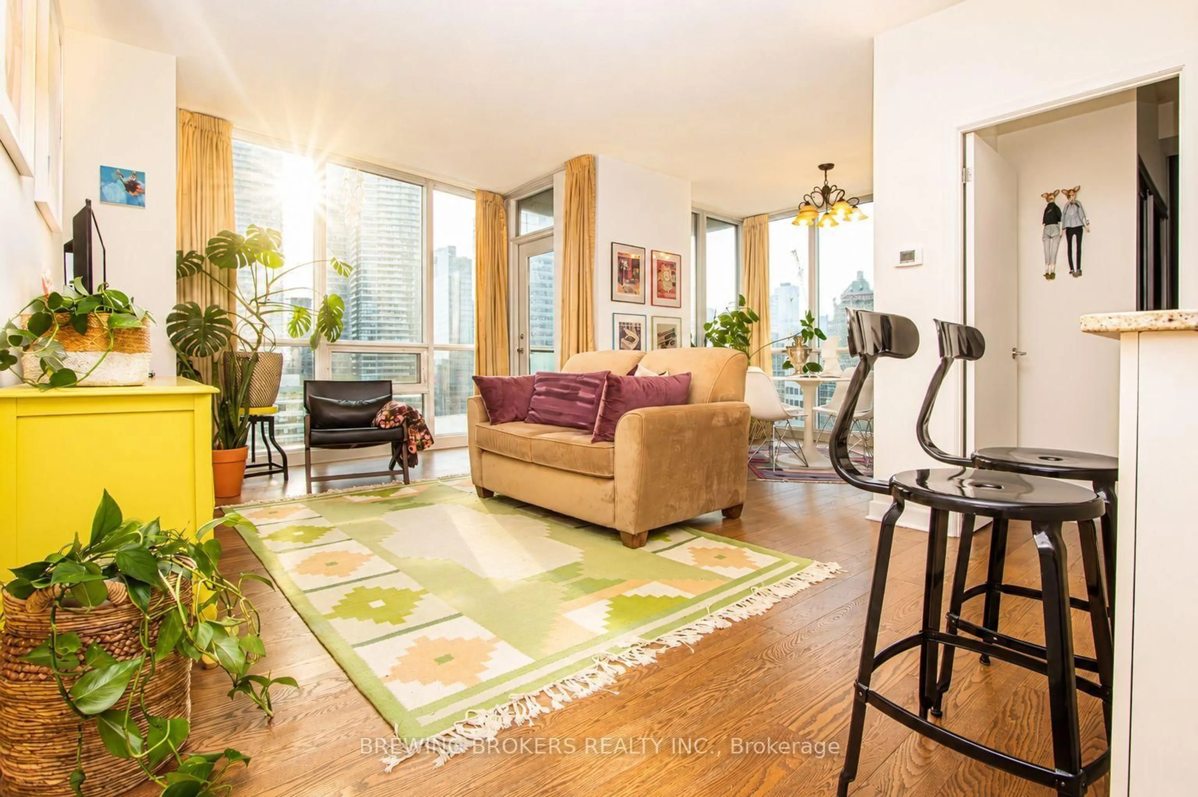 Living room with furniture, unknown for 18 Harbour St #1702, Toronto Ontario M5J 2Z6