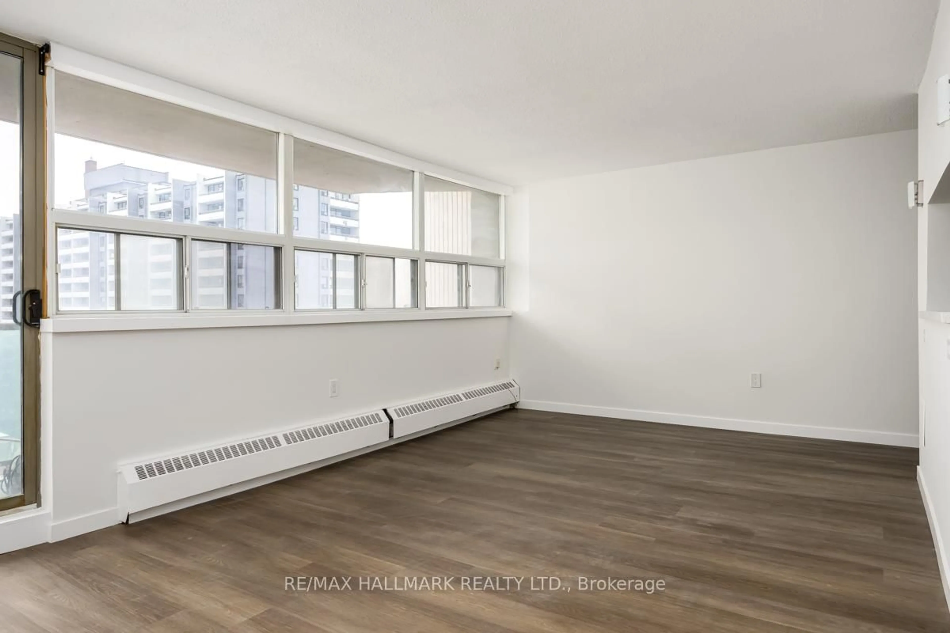 A pic of a room for 5949 Yonge St #1105, Toronto Ontario M2M 3V8