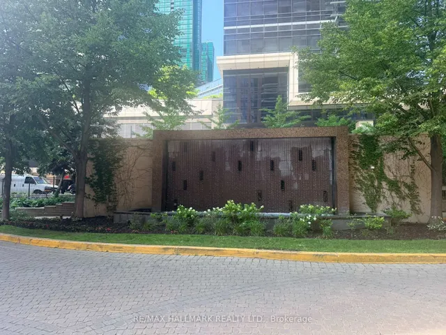 23 Sheppard Ave #2011, Toronto 2