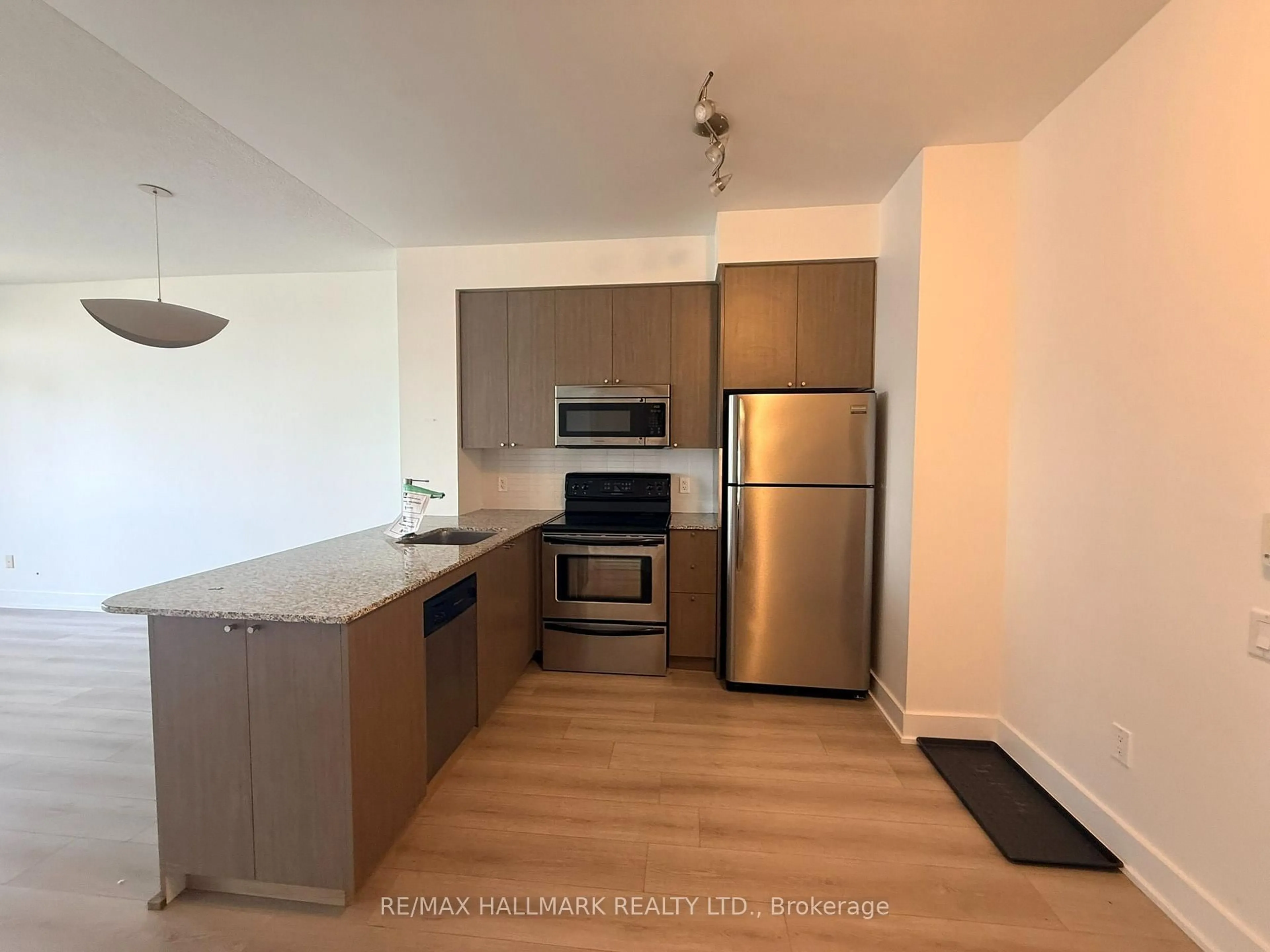 Standard kitchen, wood/laminate floor for 23 Sheppard Ave #2011, Toronto Ontario M2N 0C8