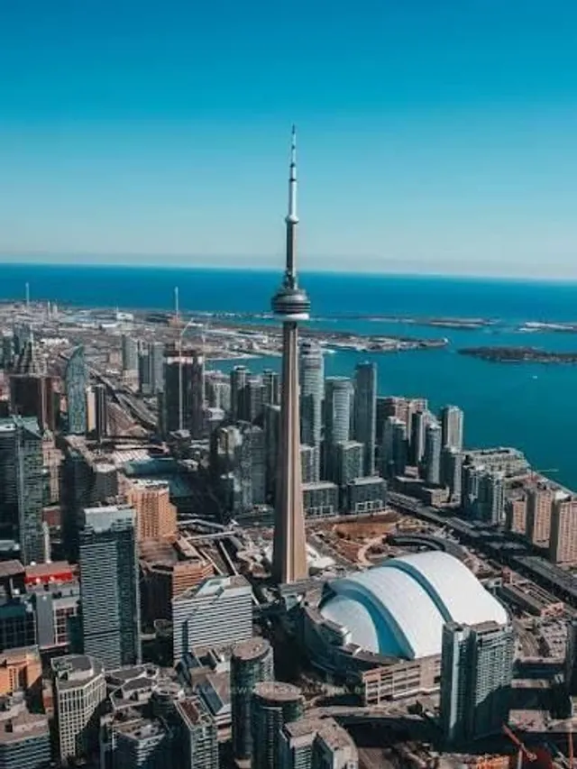 300 Front St #4406, Toronto 3