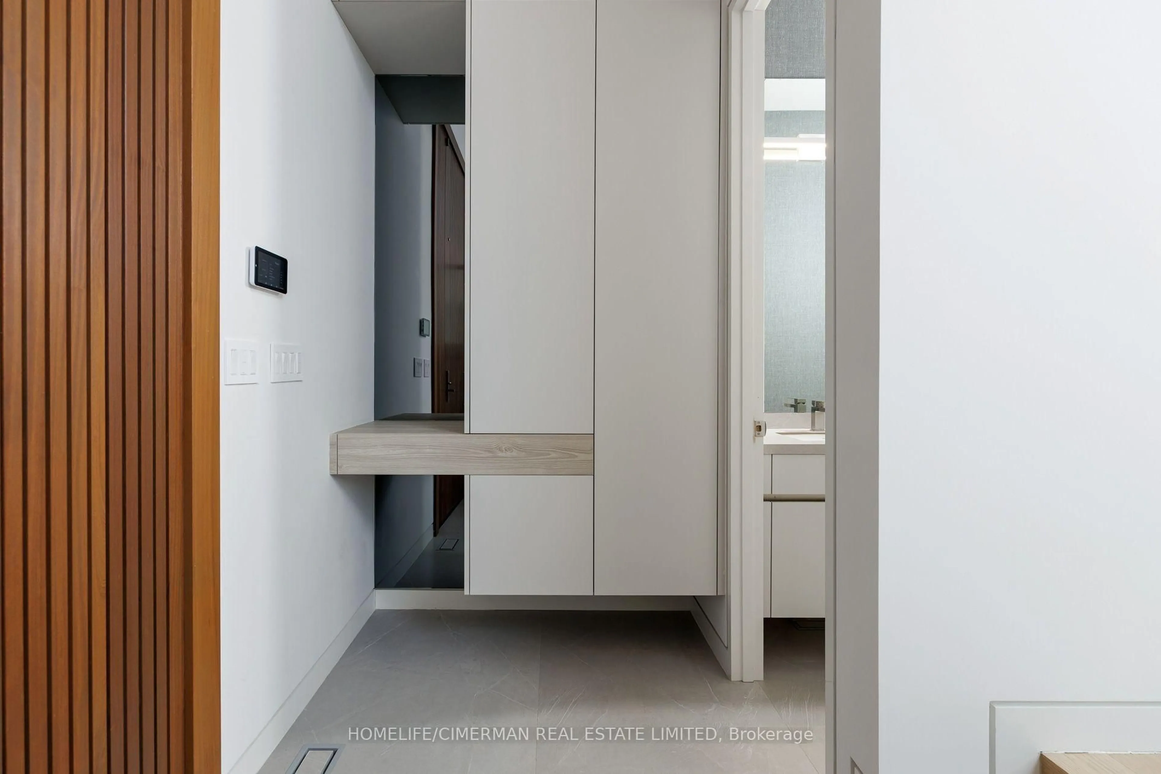 Unknown for 21 Farrell Ave, Toronto Ontario M2R 1C7