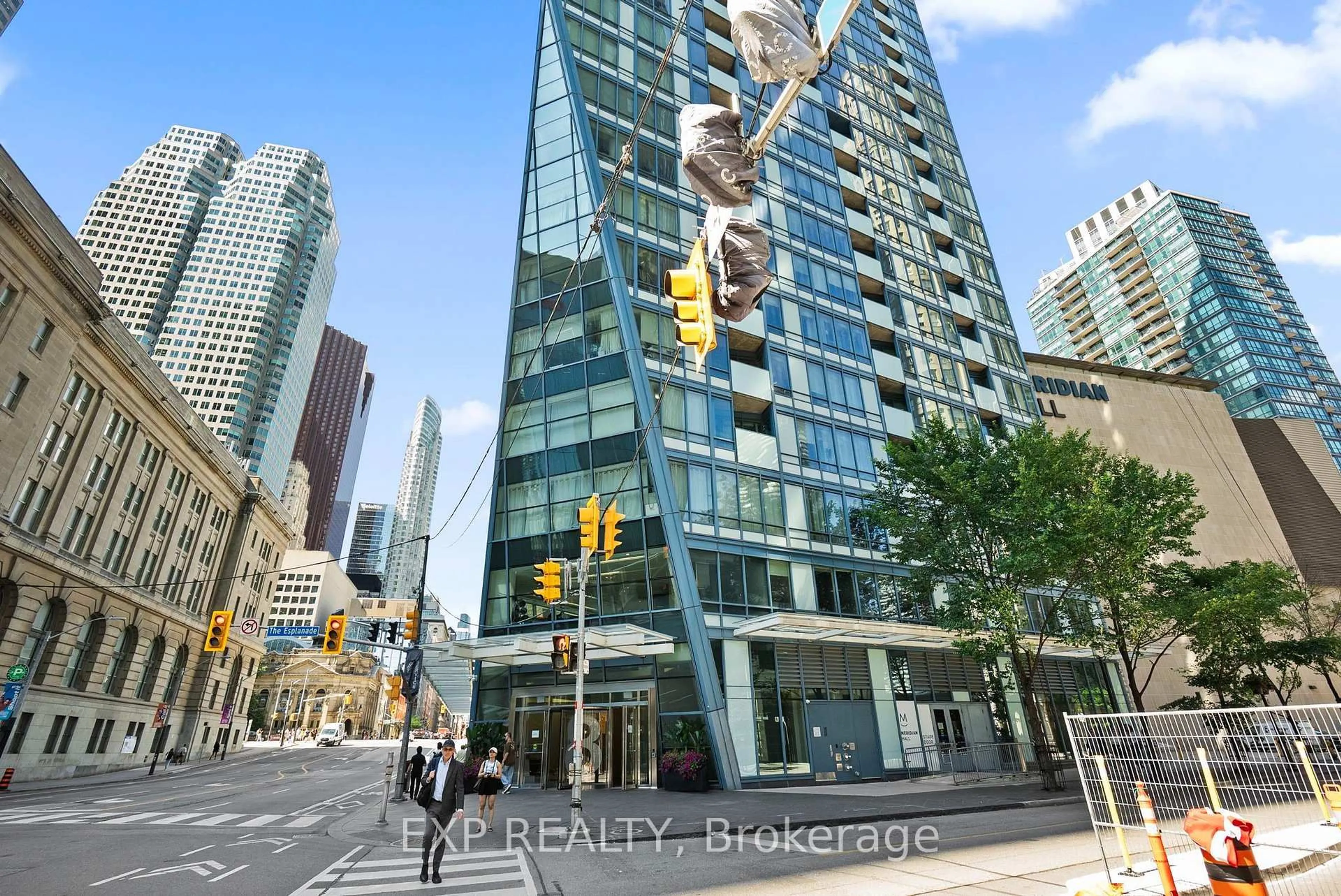 Unknown for 8 The Esplanade #3510, Toronto Ontario M5E 0A6