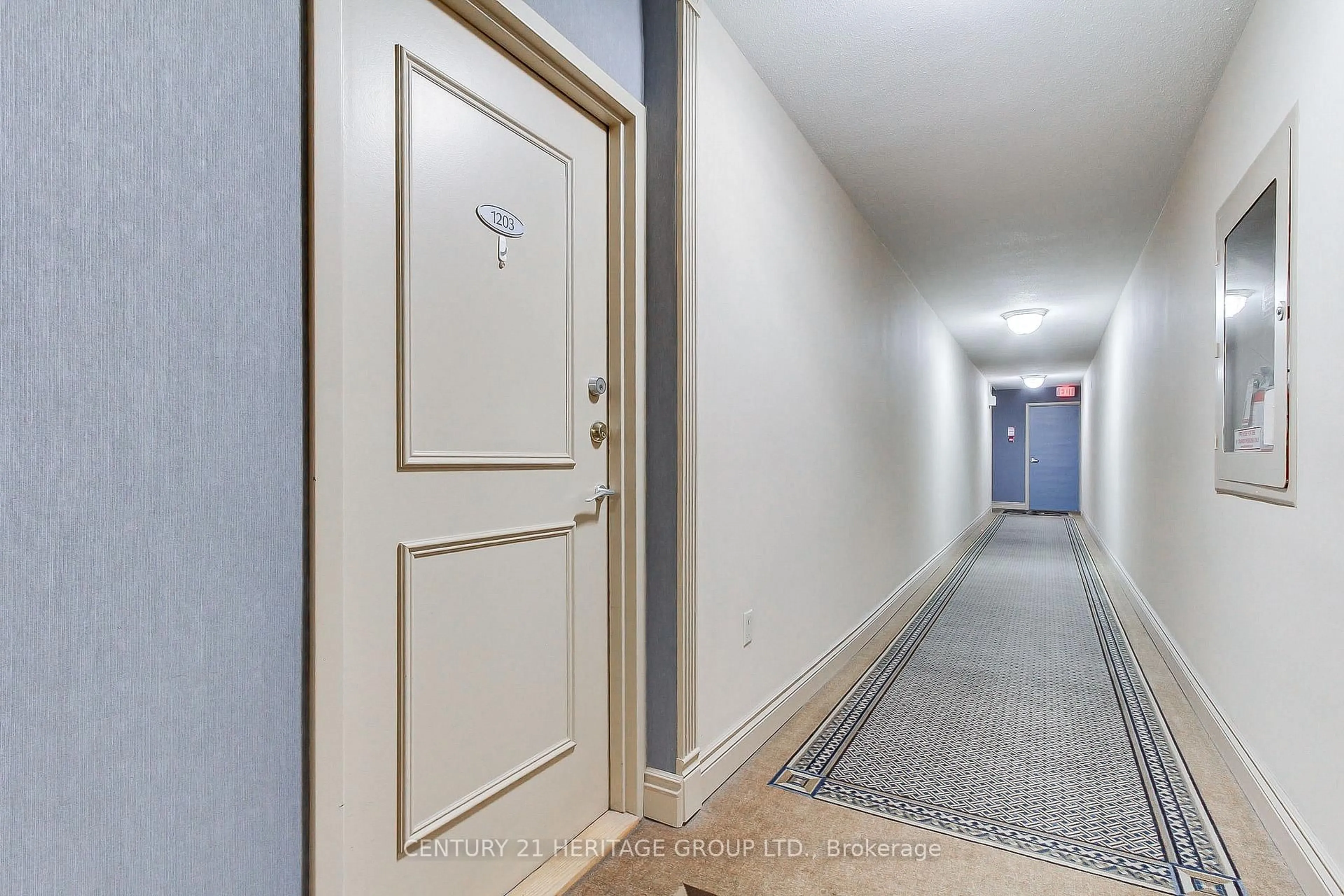 Indoor foyer for 1360 York Mills Rd #1203, Toronto Ontario M3A 2A3