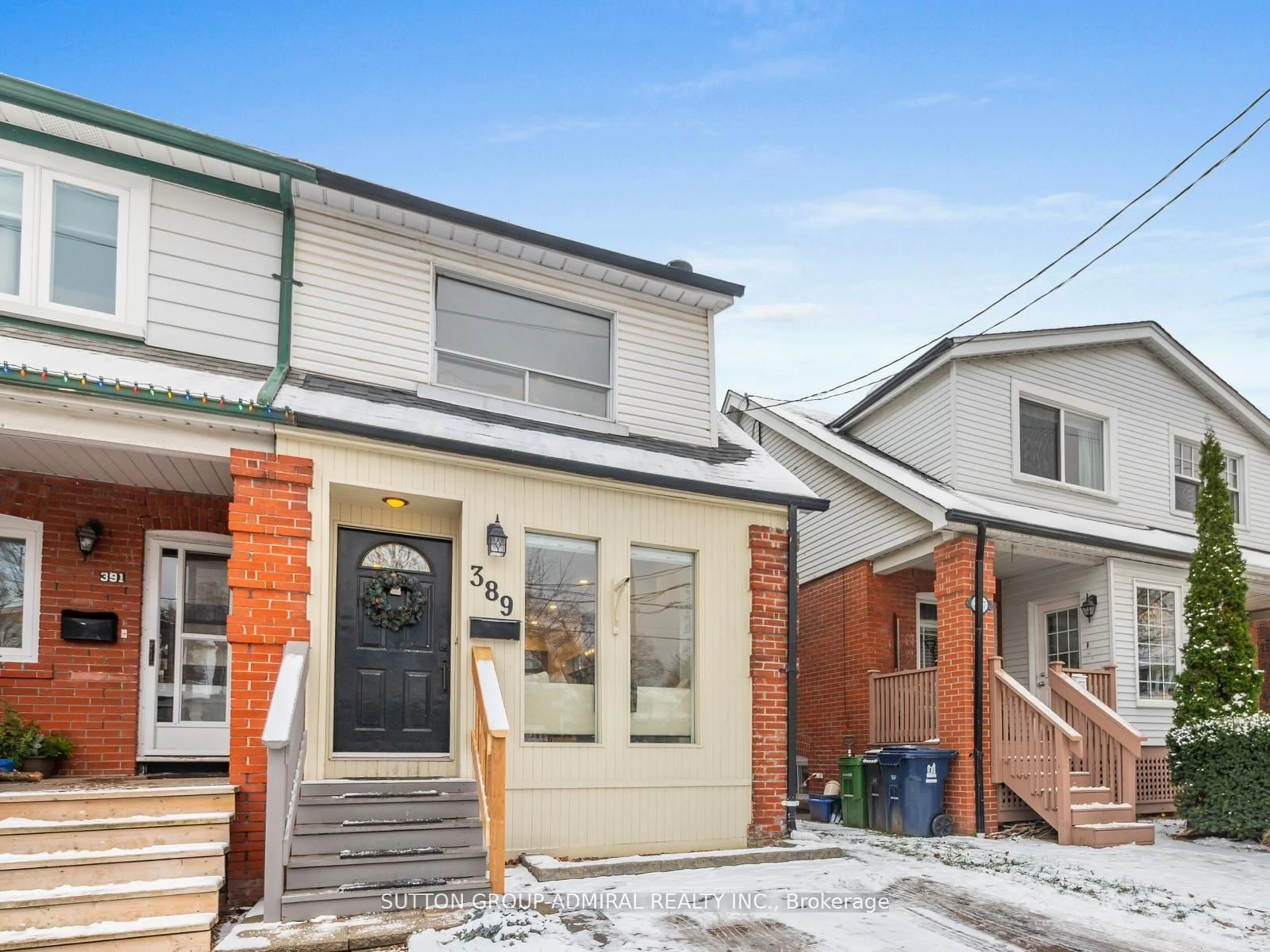 Home with brick exterior material, street for 389 Davisville Ave, Toronto Ontario M4S 1H4
