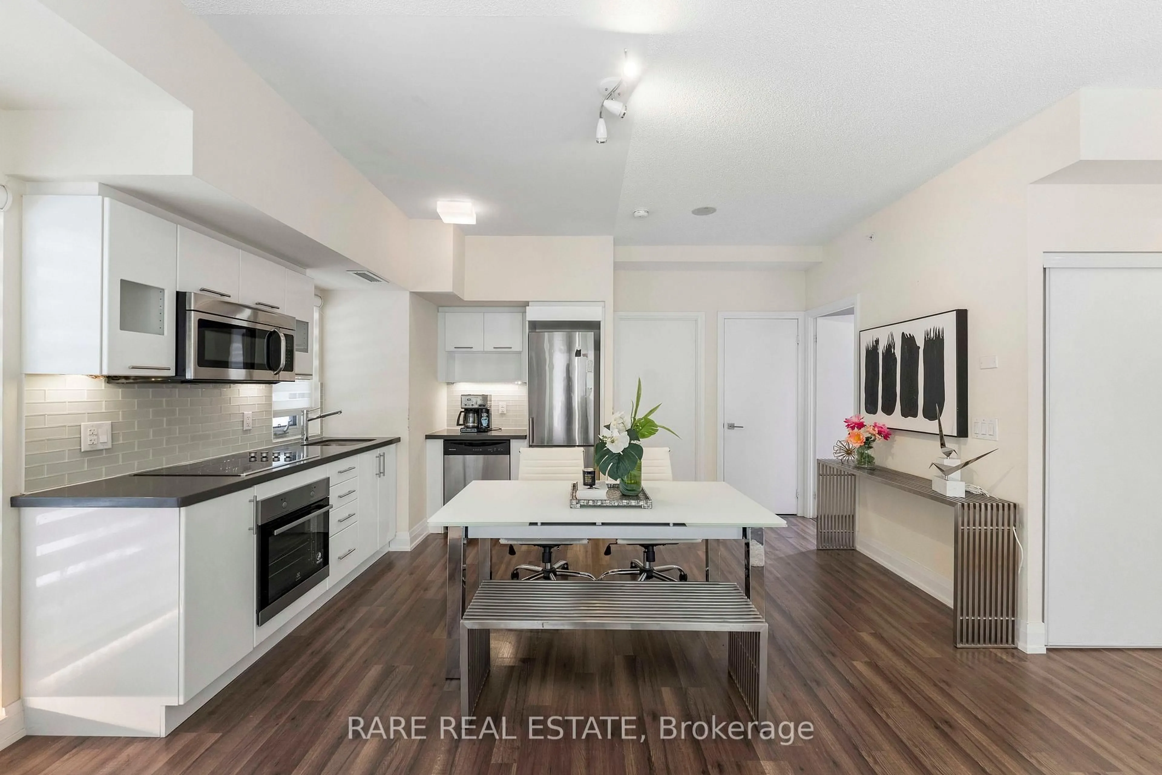 Open concept kitchen, unknown for 555 Wilson Ave #E113, Toronto Ontario M3H 0C5