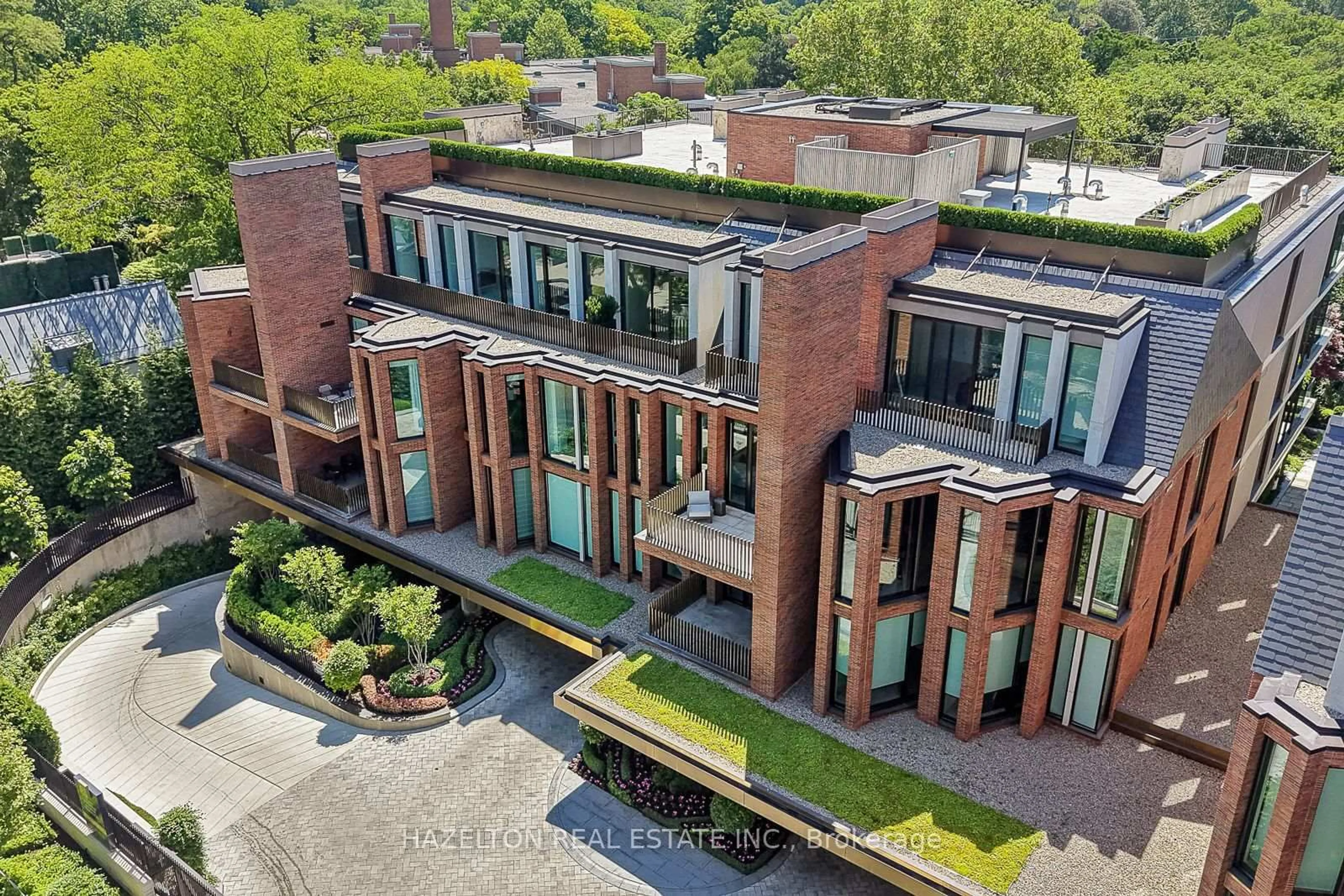 A pic from outside/outdoor area/front of a property/back of a property/a pic from drone, unknown for 7 Dale Ave #302, Toronto Ontario M4W 1K2