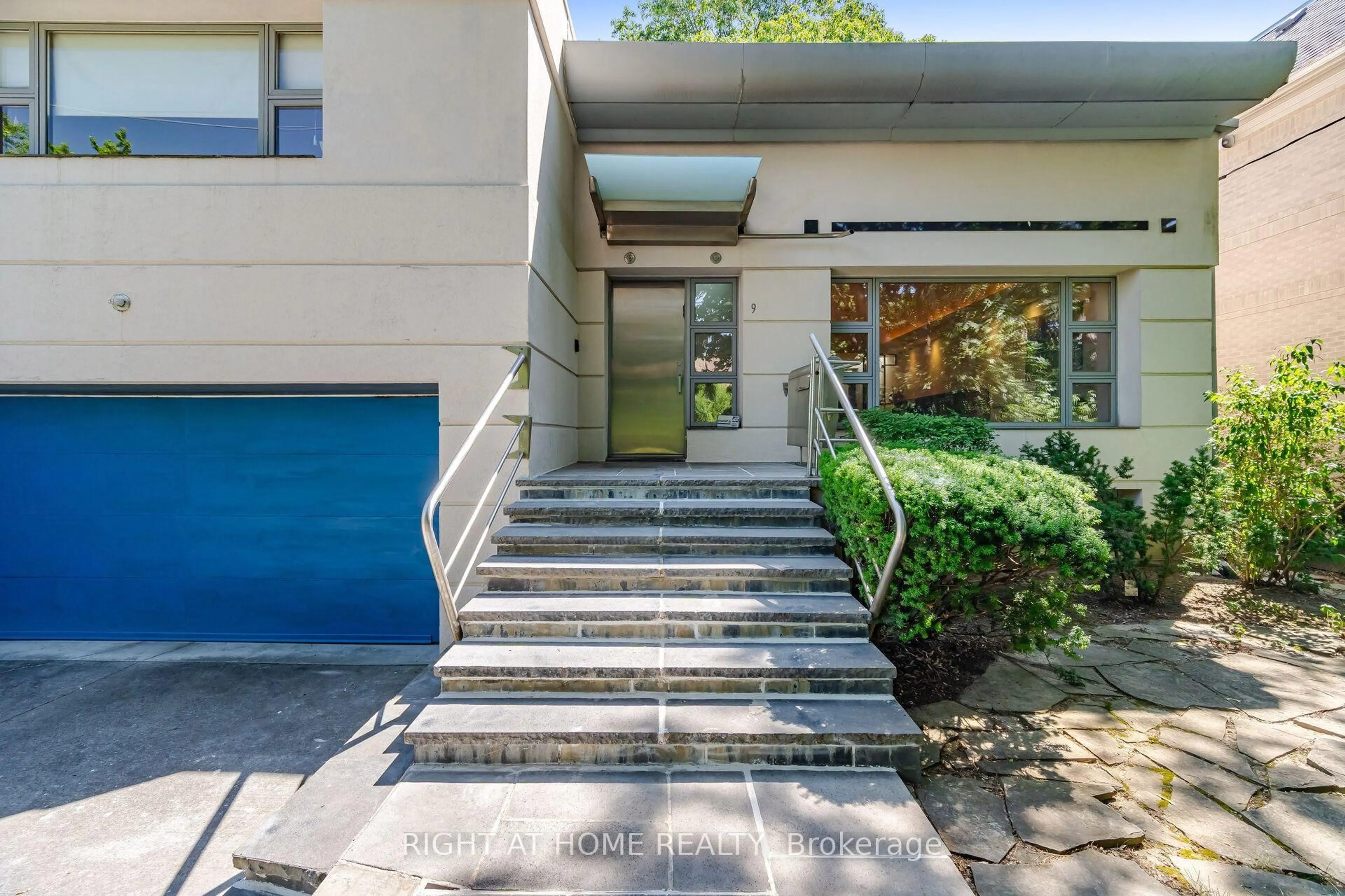 Unknown for 9 Saguenay Ave, Toronto Ontario M5N 2Y5