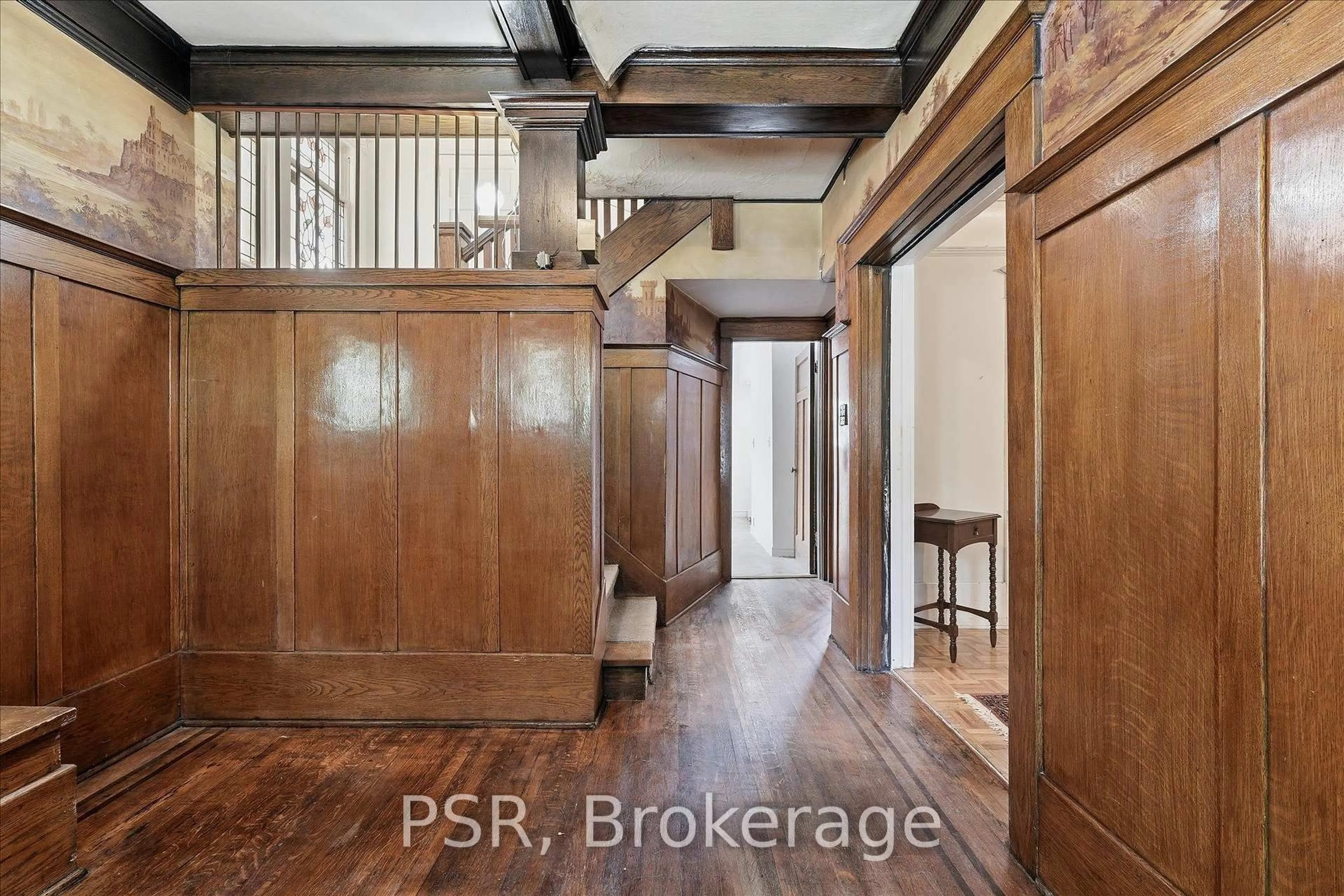 Indoor entryway for 67 Oakwood Ave, Toronto Ontario M6H 2V7