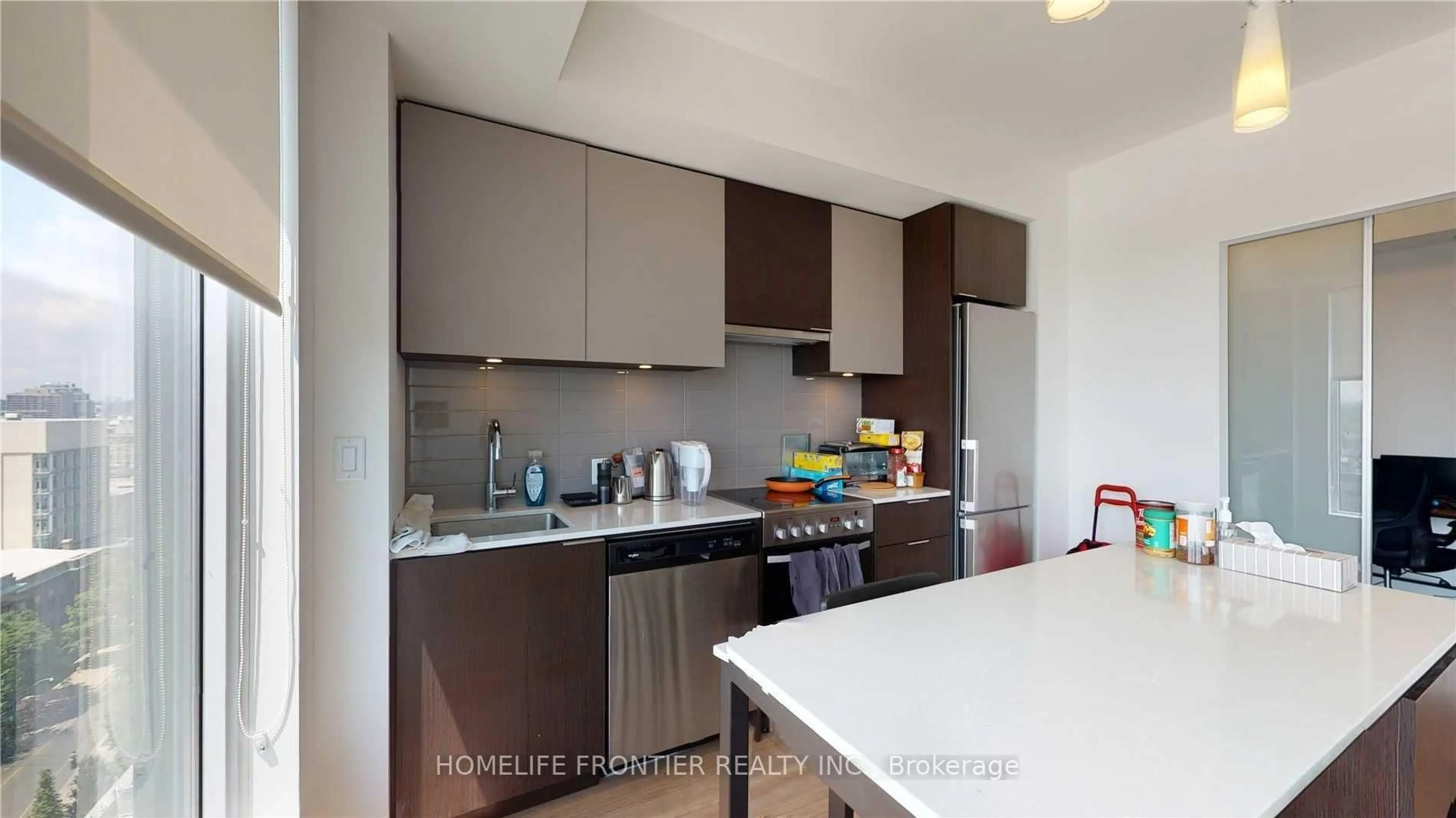 Standard kitchen, unknown for 203 College St #1403, Toronto Ontario M5T 1P9