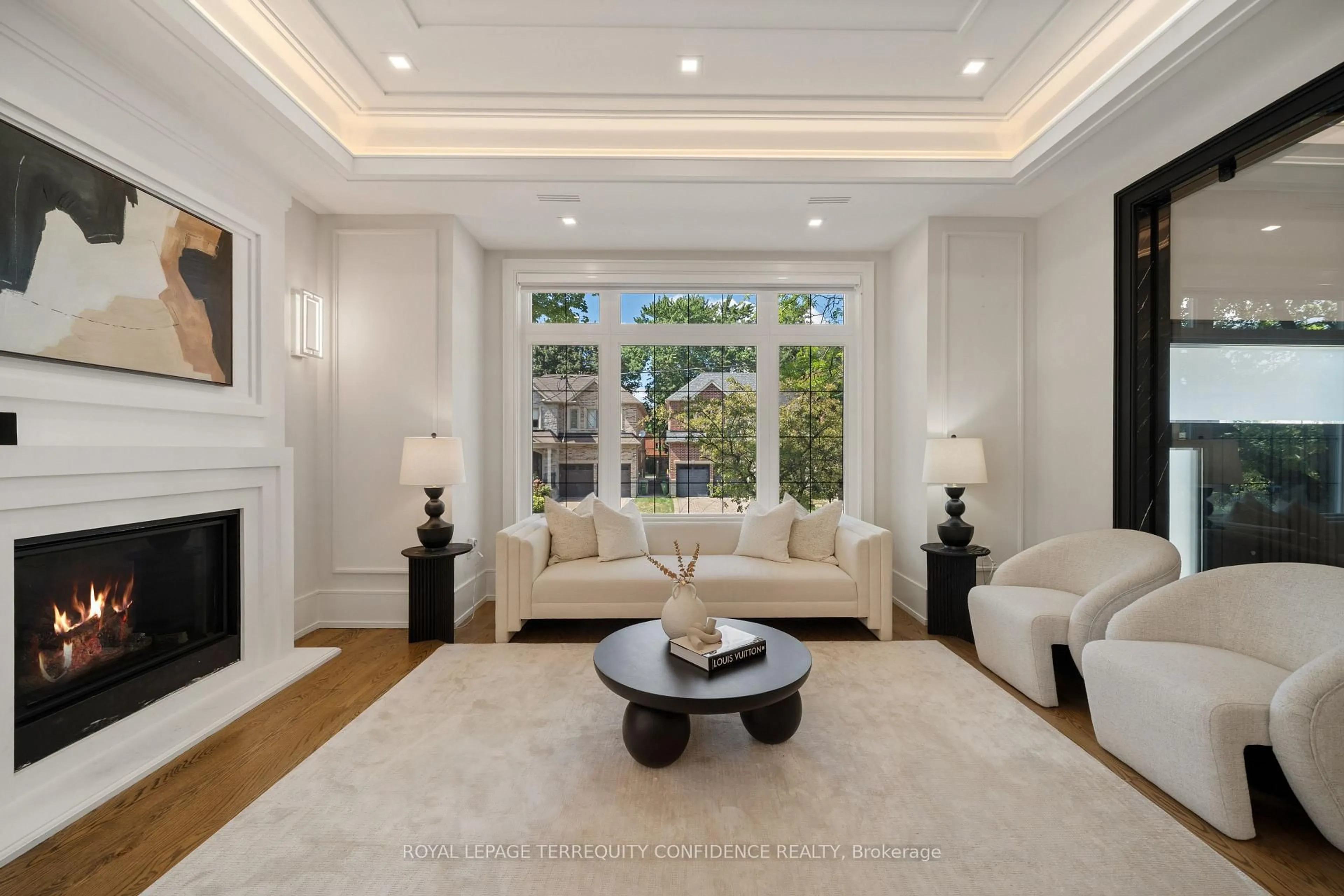 Living room with furniture, unknown for 319B Horsham Ave, Toronto Ontario M2R 1G7