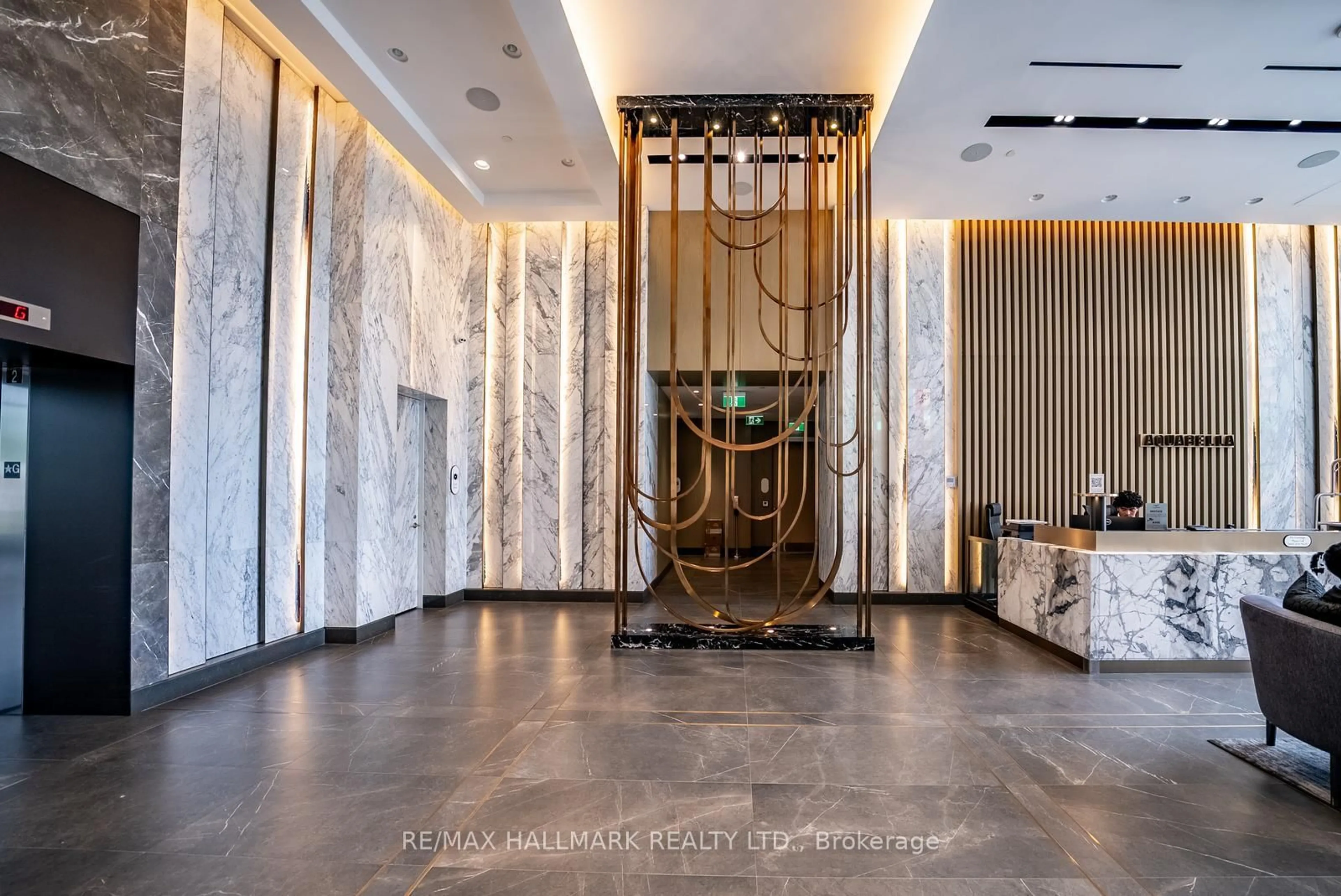 Lobby for 118 Merchants' Wharf #301, Toronto Ontario M5A 0L3