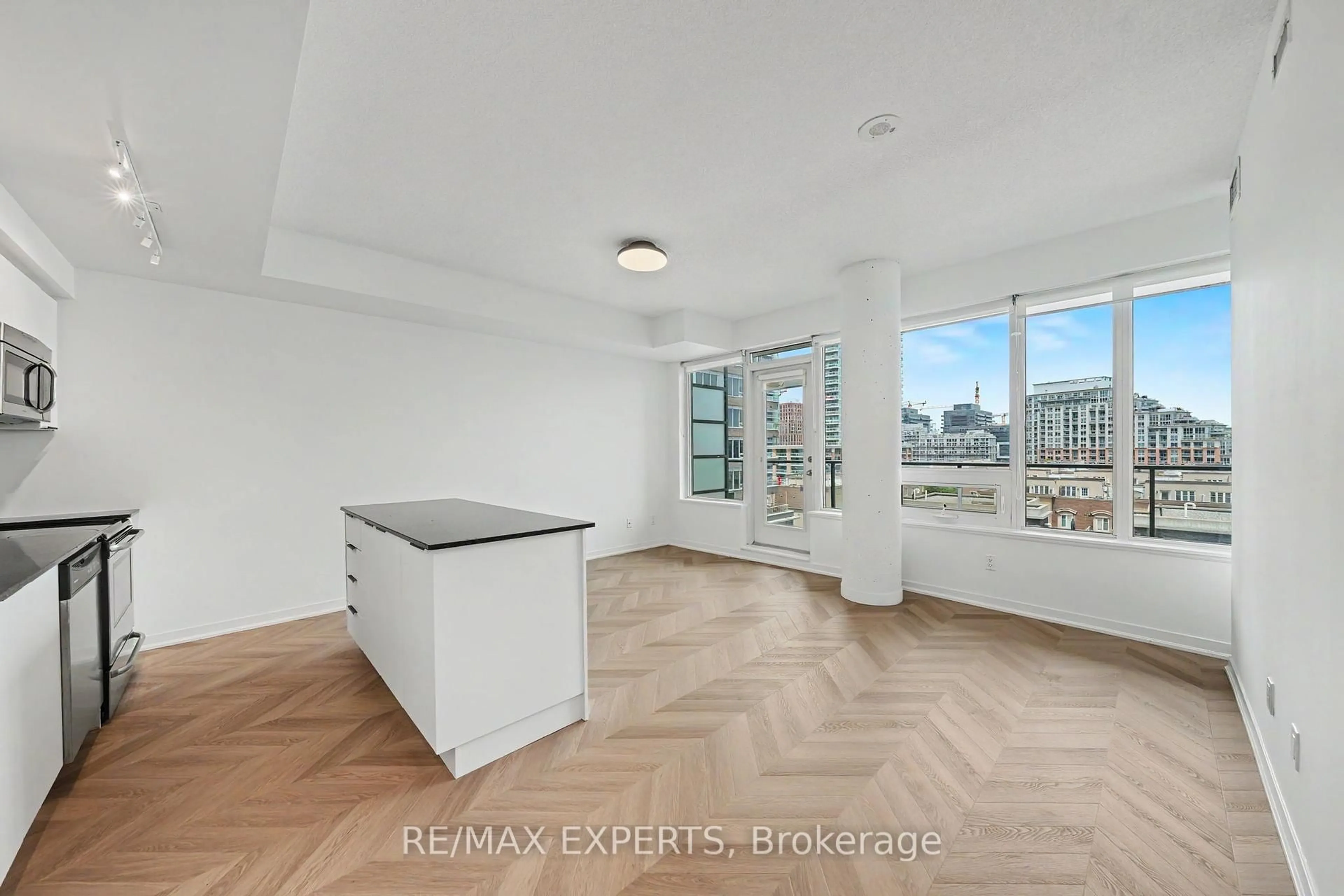 A pic of a room for 55 East Liberty St #715, Toronto Ontario M6K 3P9
