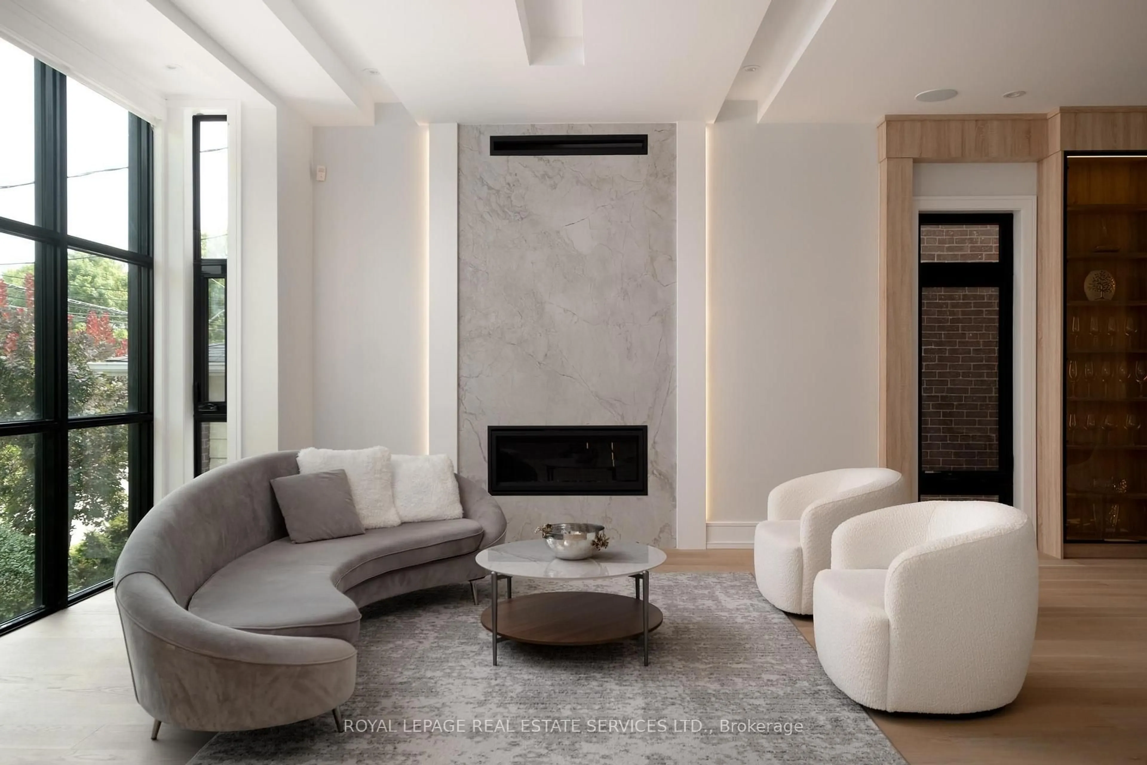 Living room with furniture, unknown for 133 Deloraine Ave, Toronto Ontario M5M 2B1