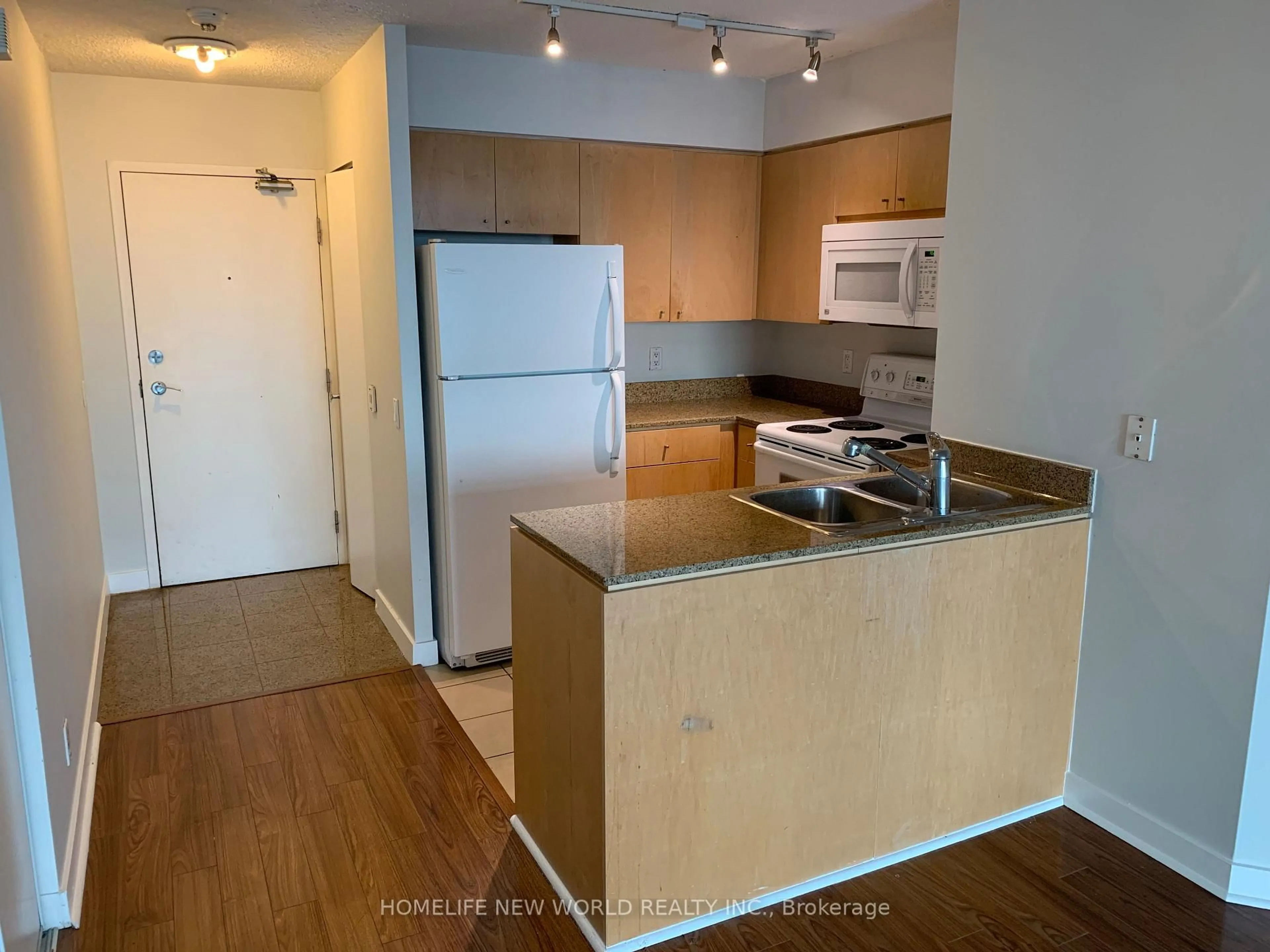 Standard kitchen, unknown for 361 Front St #2607, Toronto Ontario M5V 3R5