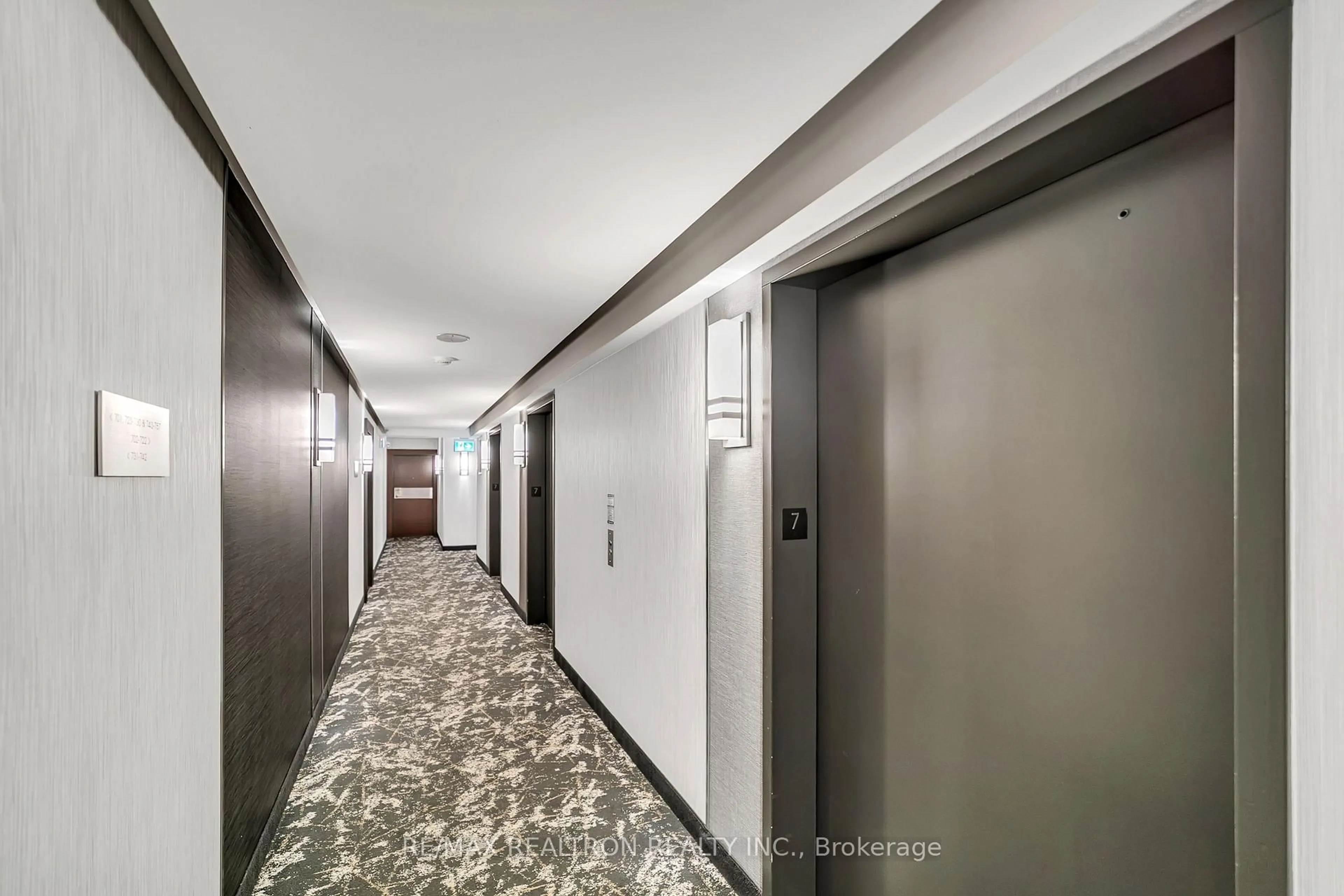 Indoor foyer for 10 Capreol Crt #711, Toronto Ontario M5V 4B3