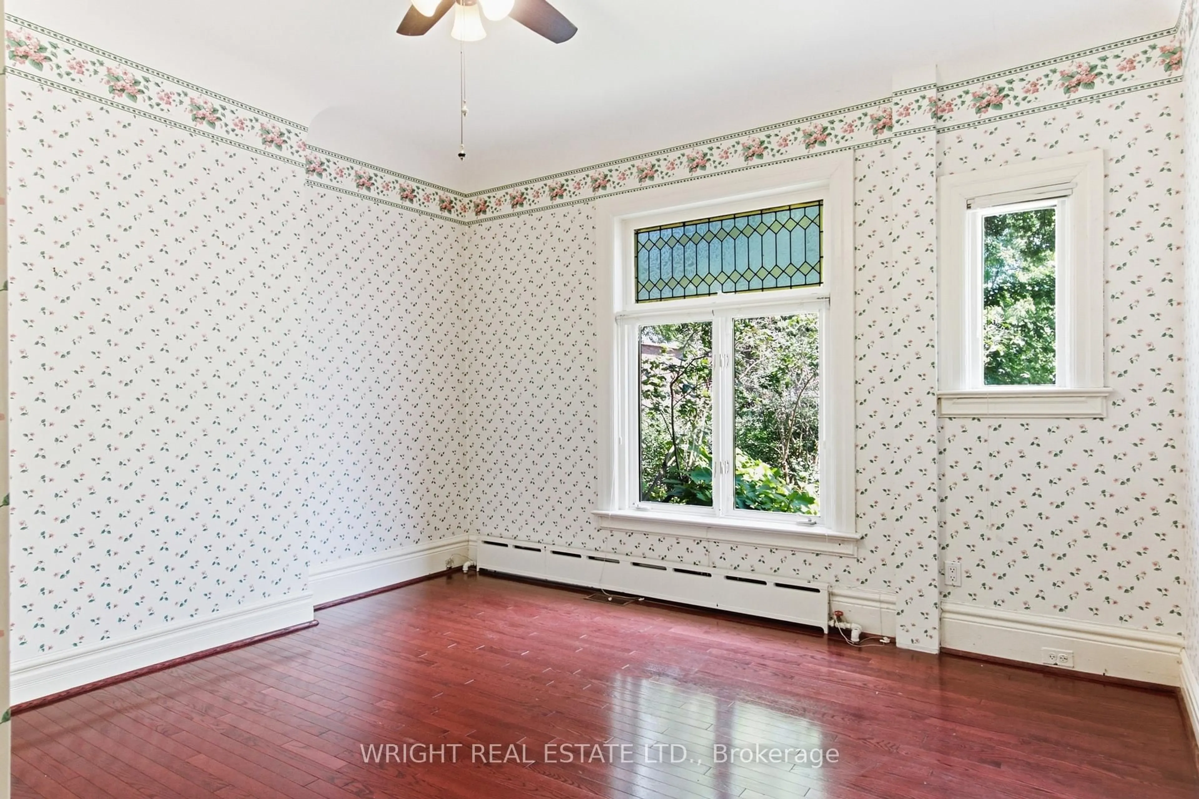 A pic of a room for 112 Albany Ave, Toronto Ontario M5R 3C4