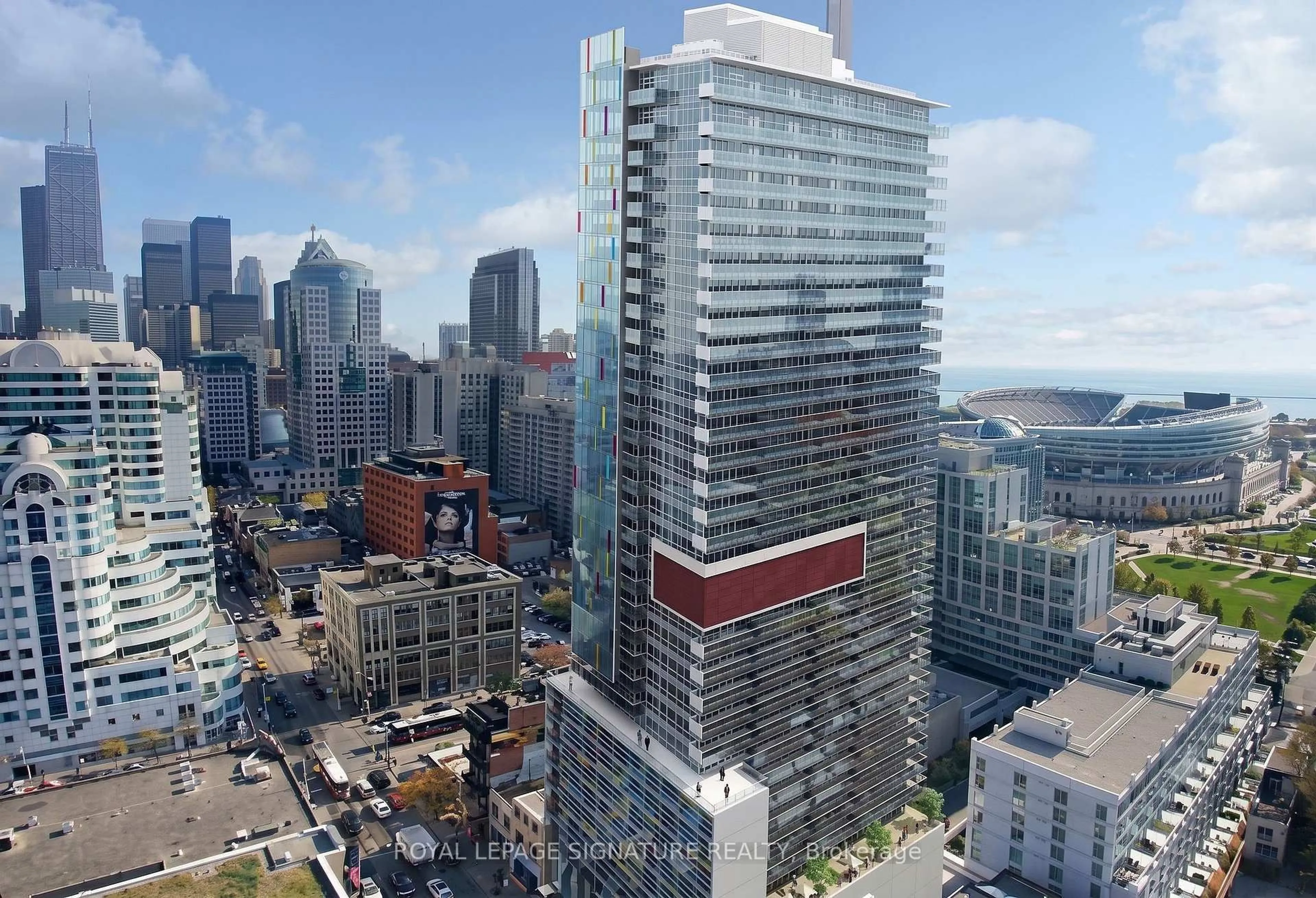 A pic from outside/outdoor area/front of a property/back of a property/a pic from drone, city buildings view from balcony for 375 King St #3210, Toronto Ontario M5V 1K5
