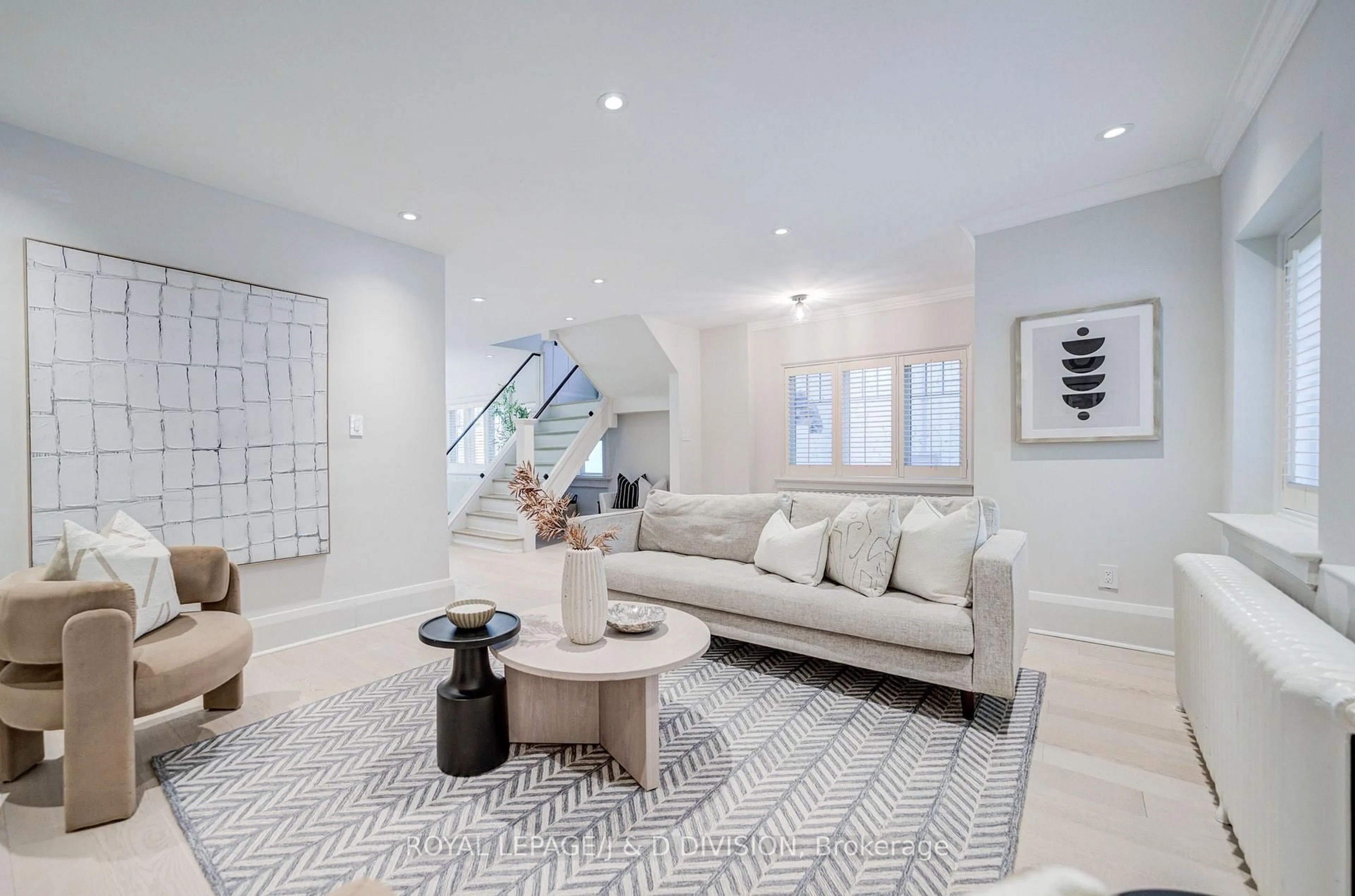 Living room with furniture, unknown for 103 Stibbard Ave, Toronto Ontario M4P 2B9