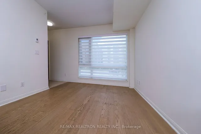639 Lawrence Ave #206, Toronto 5