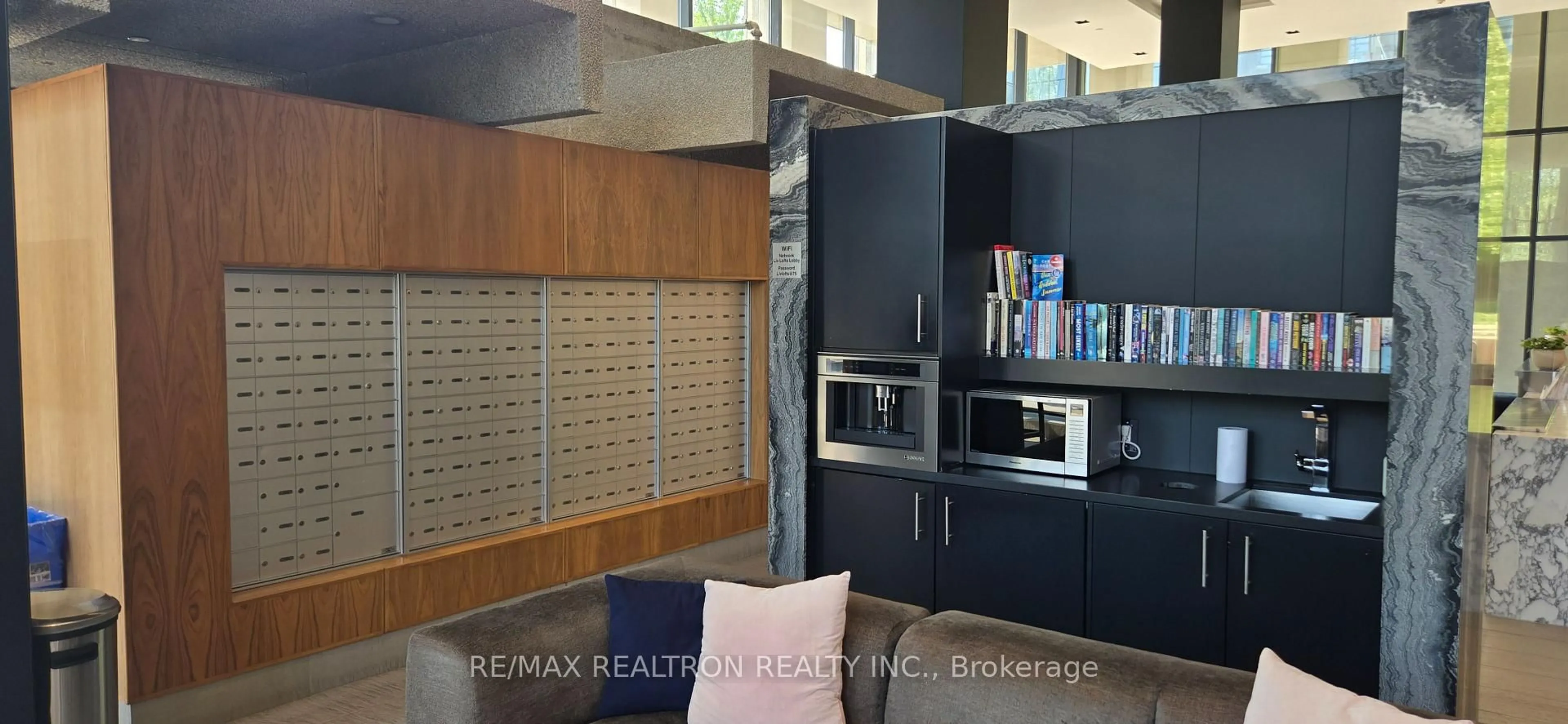 Contemporary kitchen, ceramic/tile floor for 75 The Donway #103, Toronto Ontario M3C 2E9