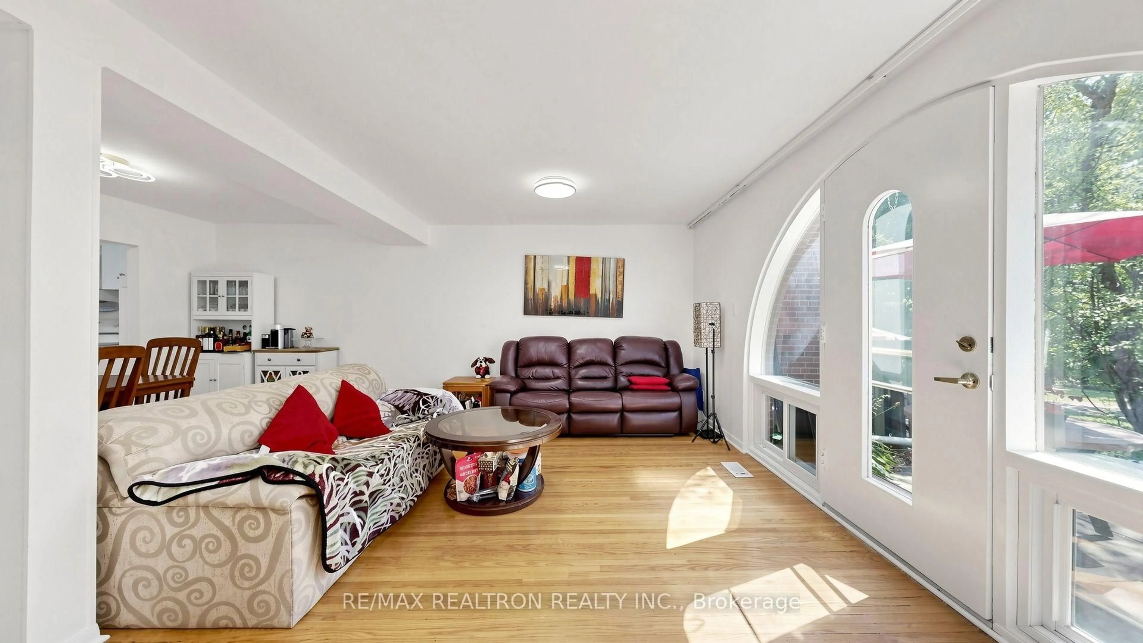 Living room with furniture, unknown for 10 Esterbrooke Ave #59, Toronto Ontario M2J 2C2
