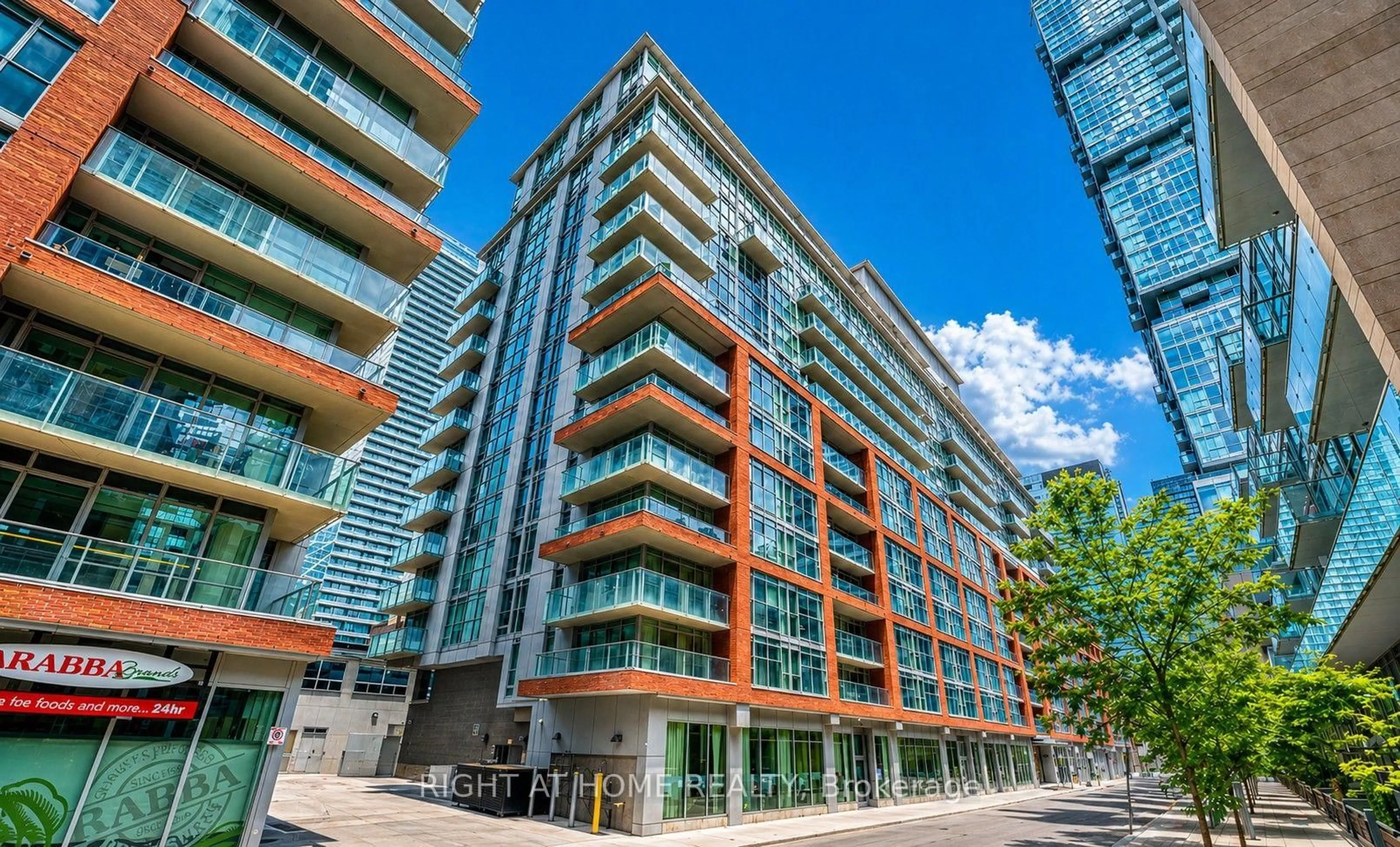 Unknown for 21 Nelson St #Lph01, Toronto Ontario M5V 3H9