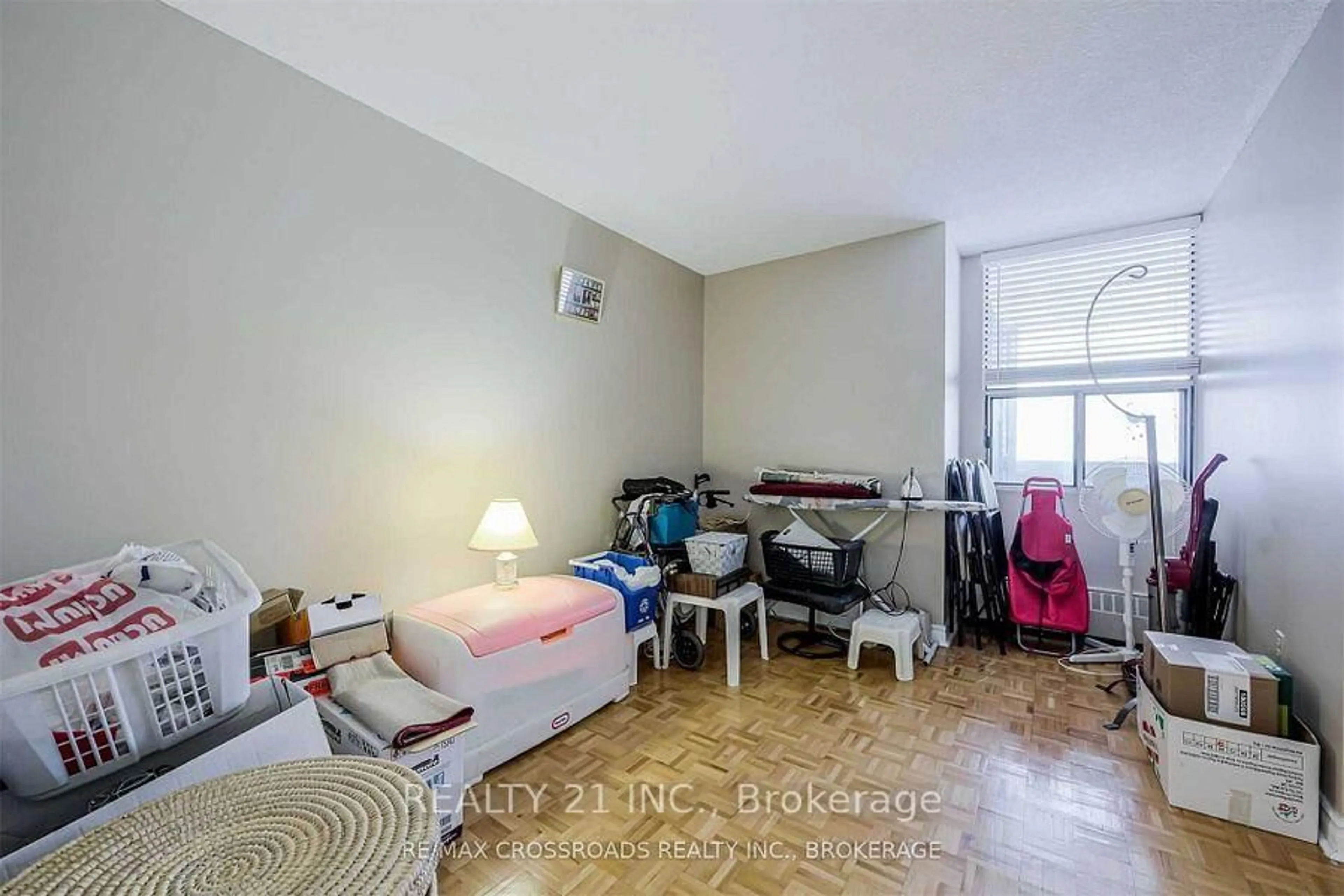 A pic of a room for 25 Sunrise Ave #811, Toronto Ontario M4A 2S2